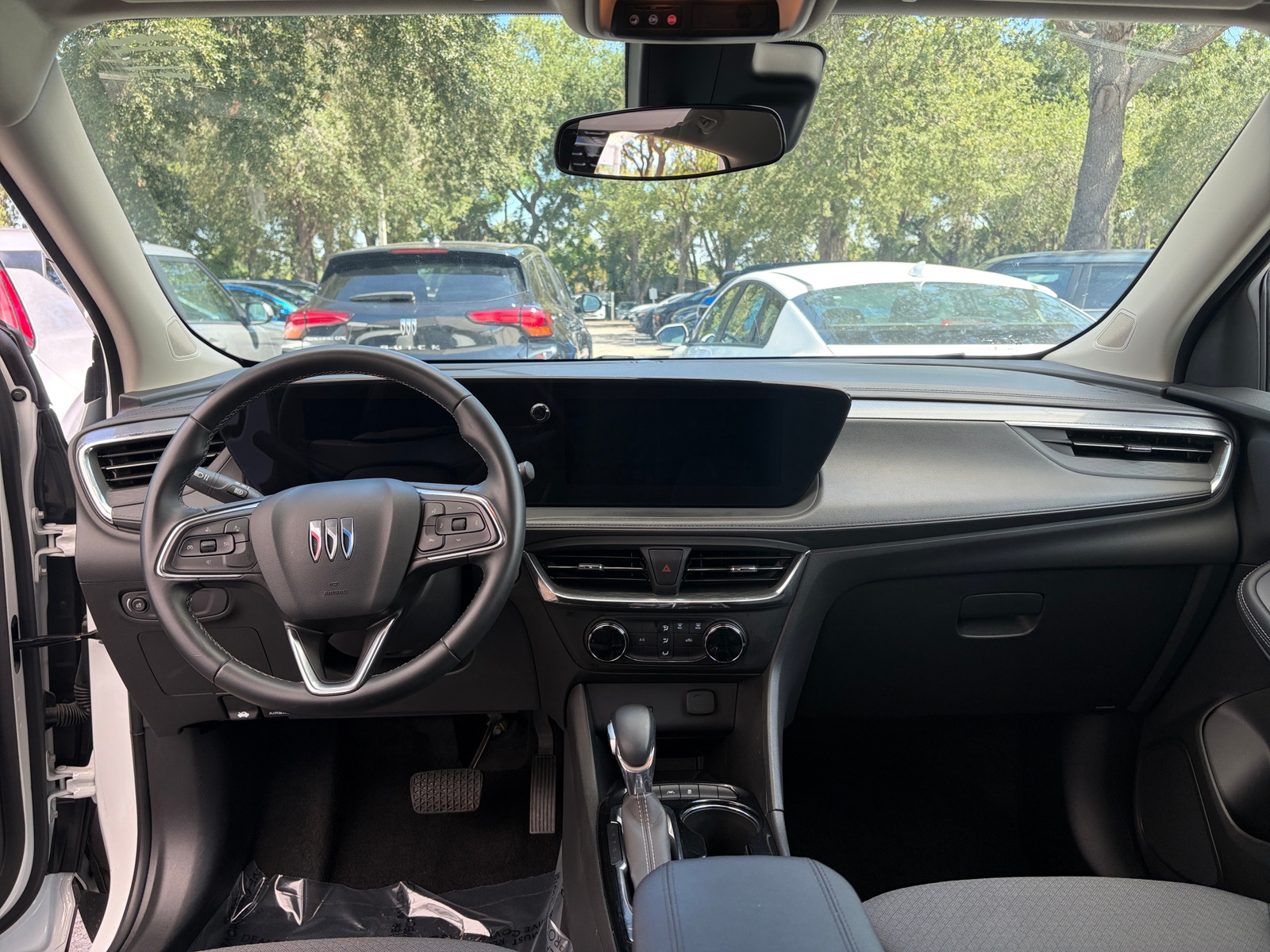 Thumbnail: 2025 Buick Encore GX - 3