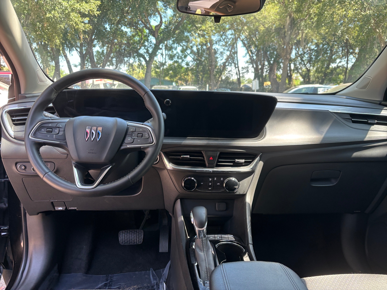 Thumbnail: 2025 Buick Encore GX - 2