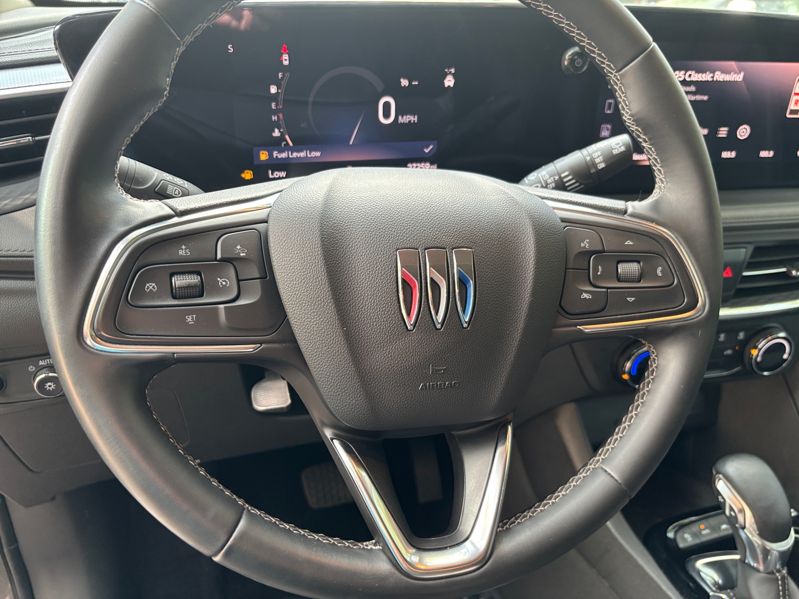 Thumbnail: 2025 Buick Encore GX - 5