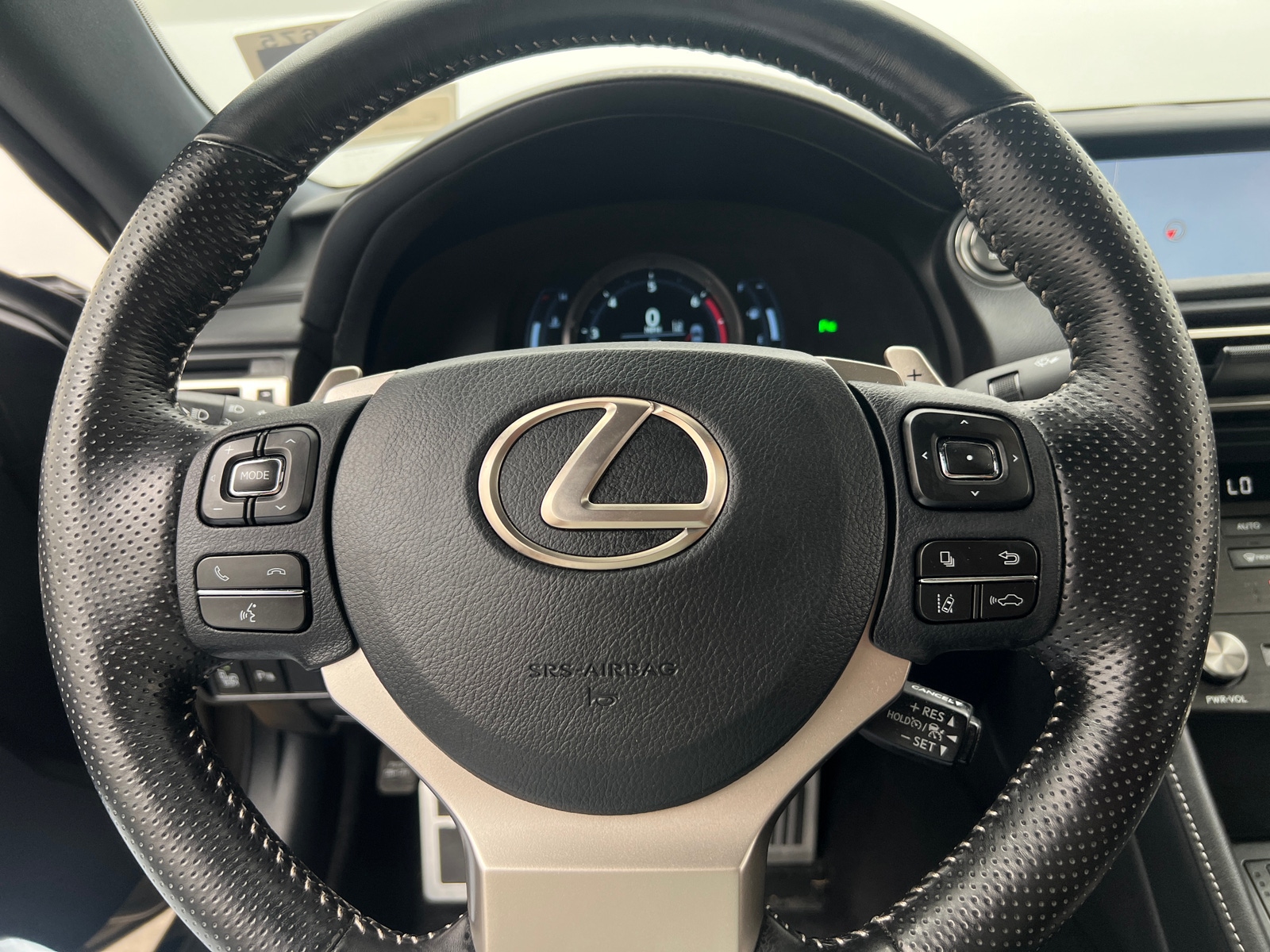 Thumbnail: 2019 Lexus RC - 3