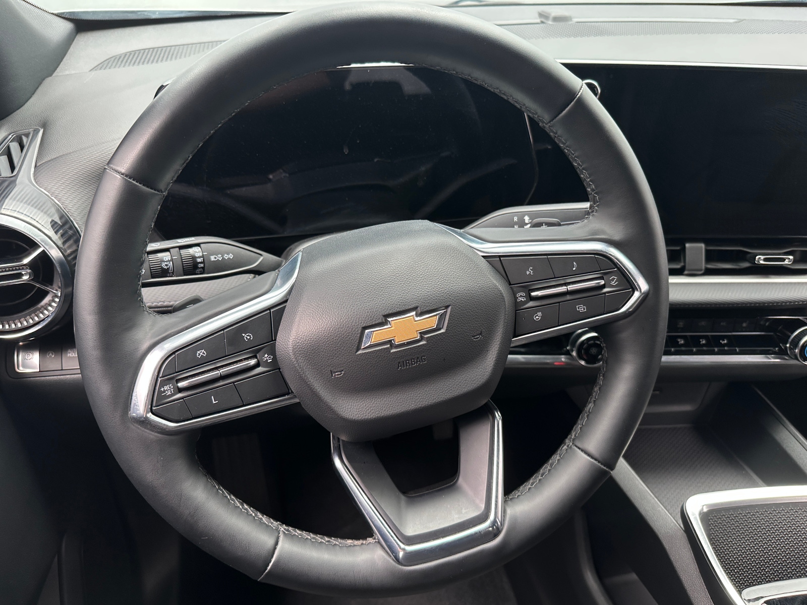Thumbnail: 2025 Chevrolet Equinox - 5