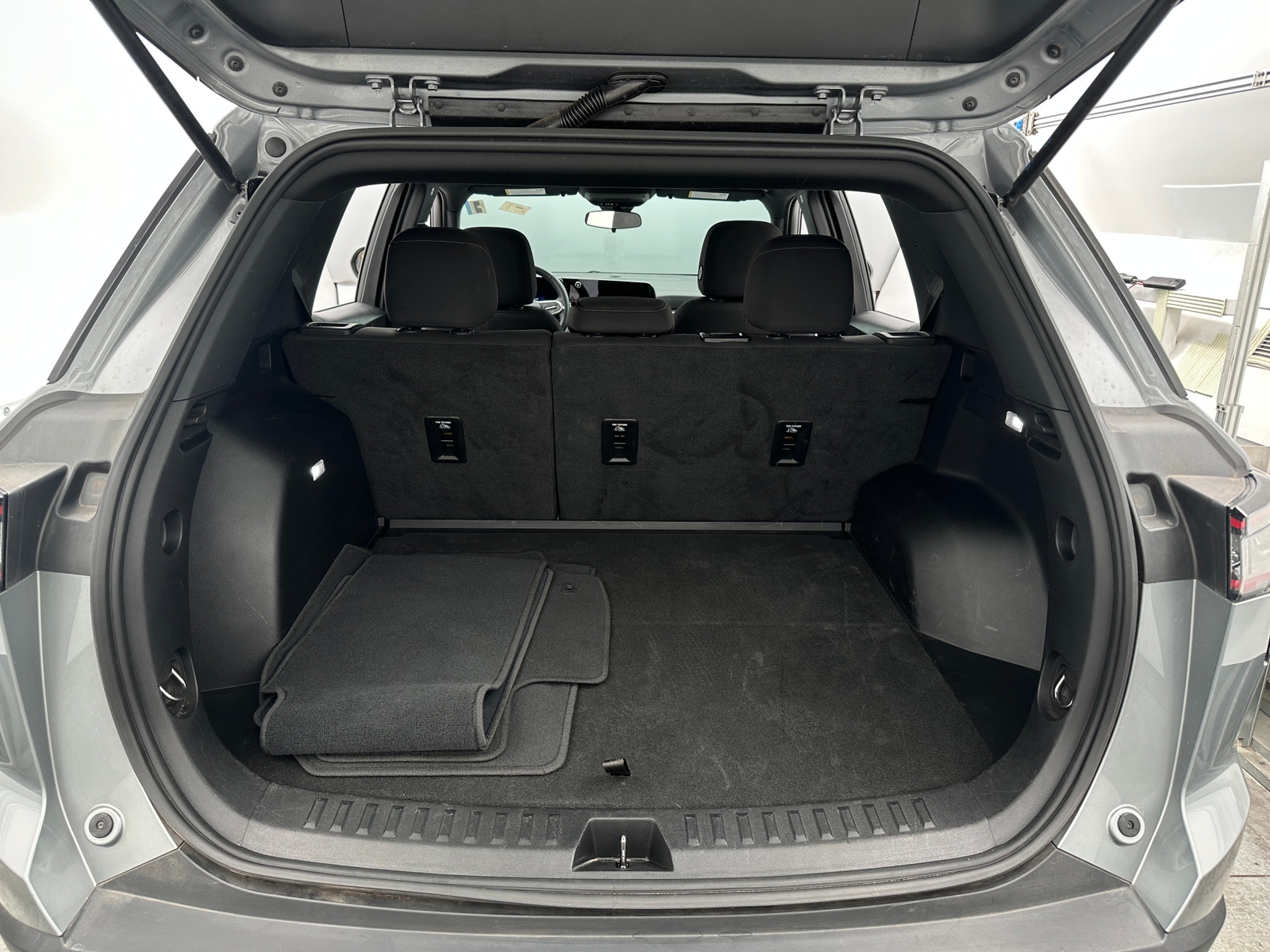 Thumbnail: 2025 Chevrolet Equinox - 7