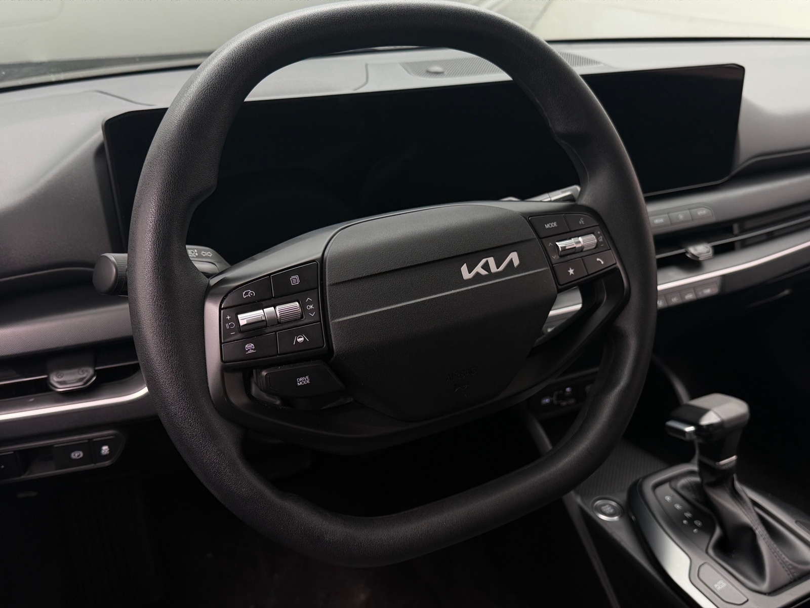 Thumbnail: 2025 Kia K4 - 5