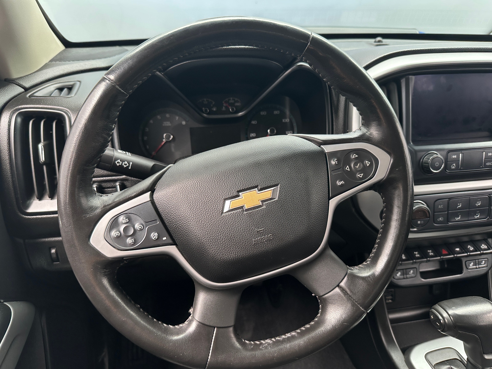 Thumbnail: 2019 Chevrolet Colorado - 4