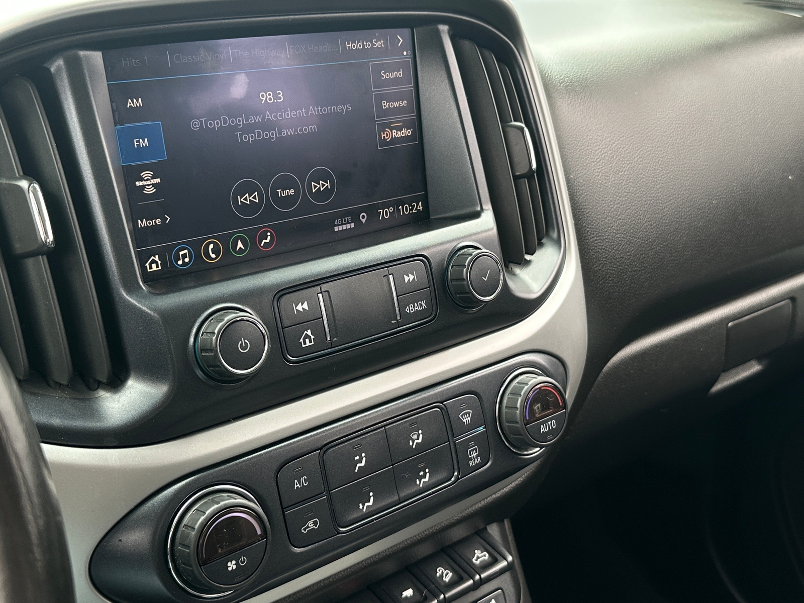 Thumbnail: 2019 Chevrolet Colorado - 3