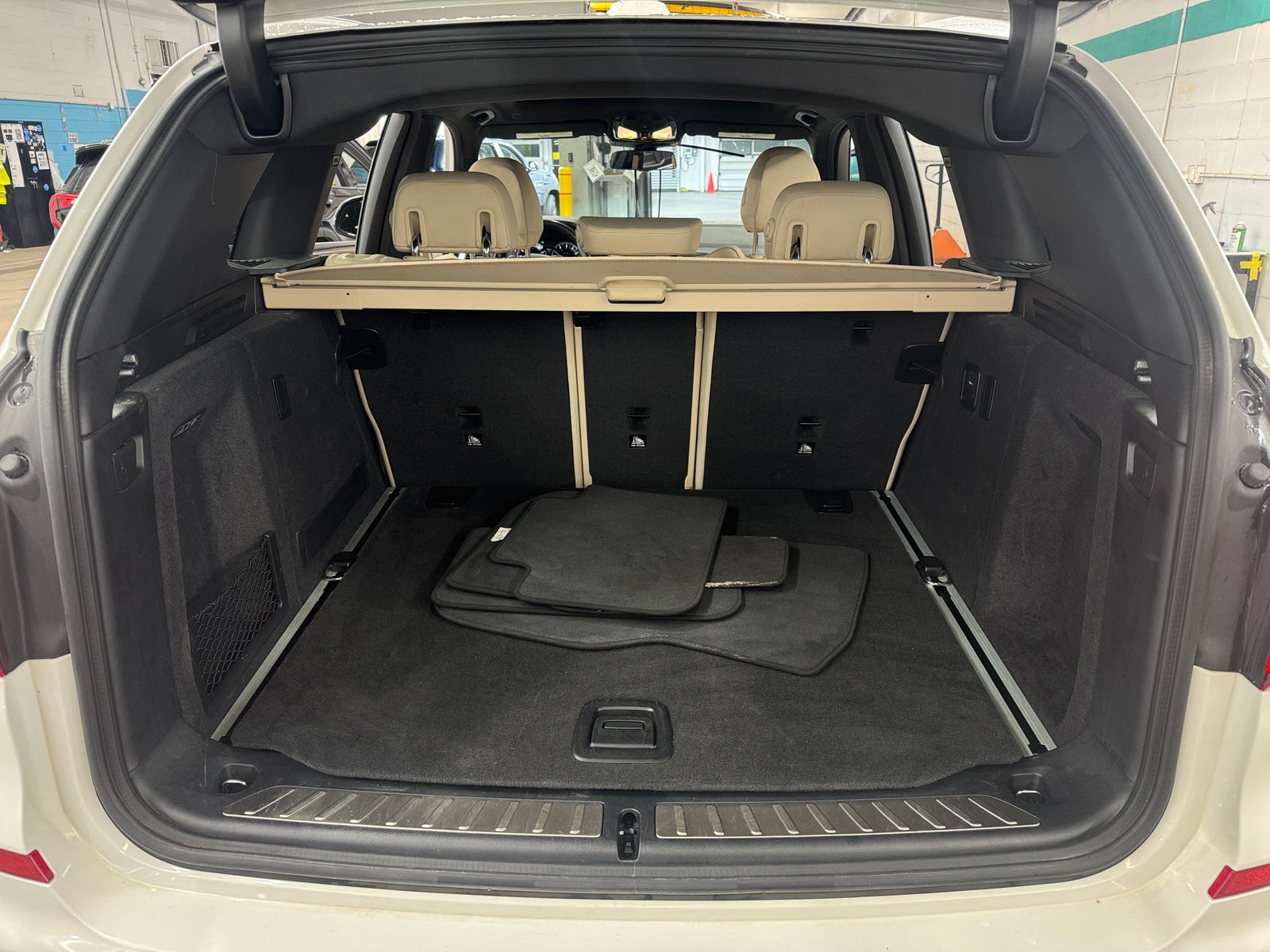 Thumbnail: 2019 BMW X3 - 6