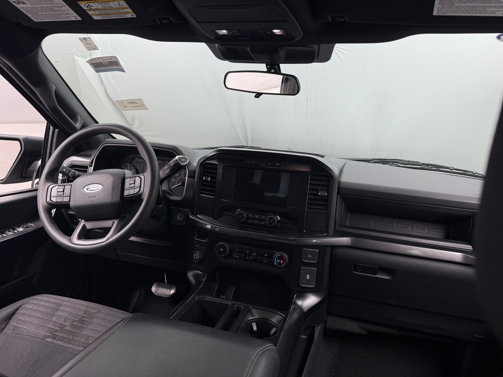 Thumbnail: 2023 Ford Econoline - 3