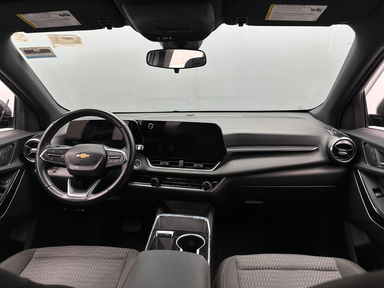 Thumbnail: 2025 Chevrolet Equinox - 3