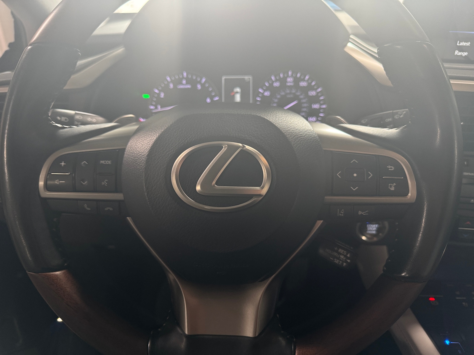 Thumbnail: 2020 Lexus RX - 4