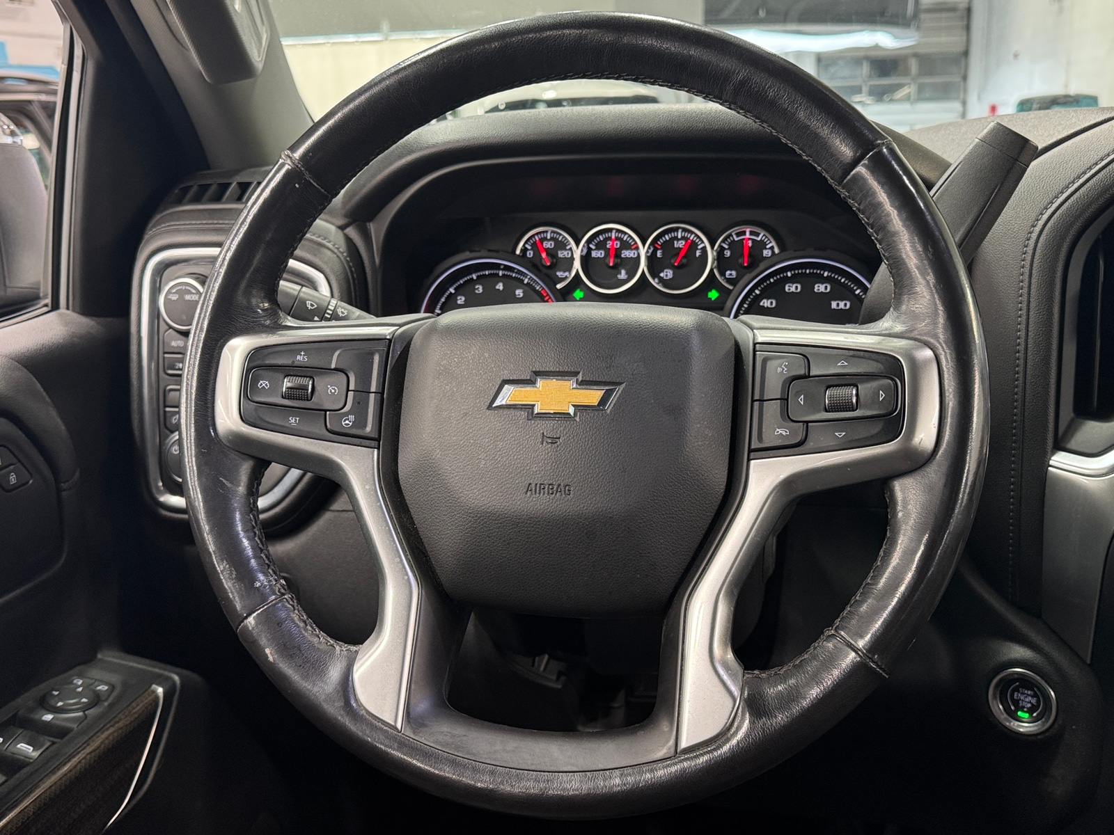 Thumbnail: 2020 Chevrolet Silverado 1500 - 5