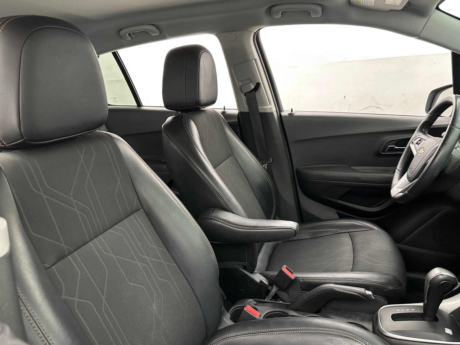 Thumbnail: 2019 Chevrolet Trax - 2