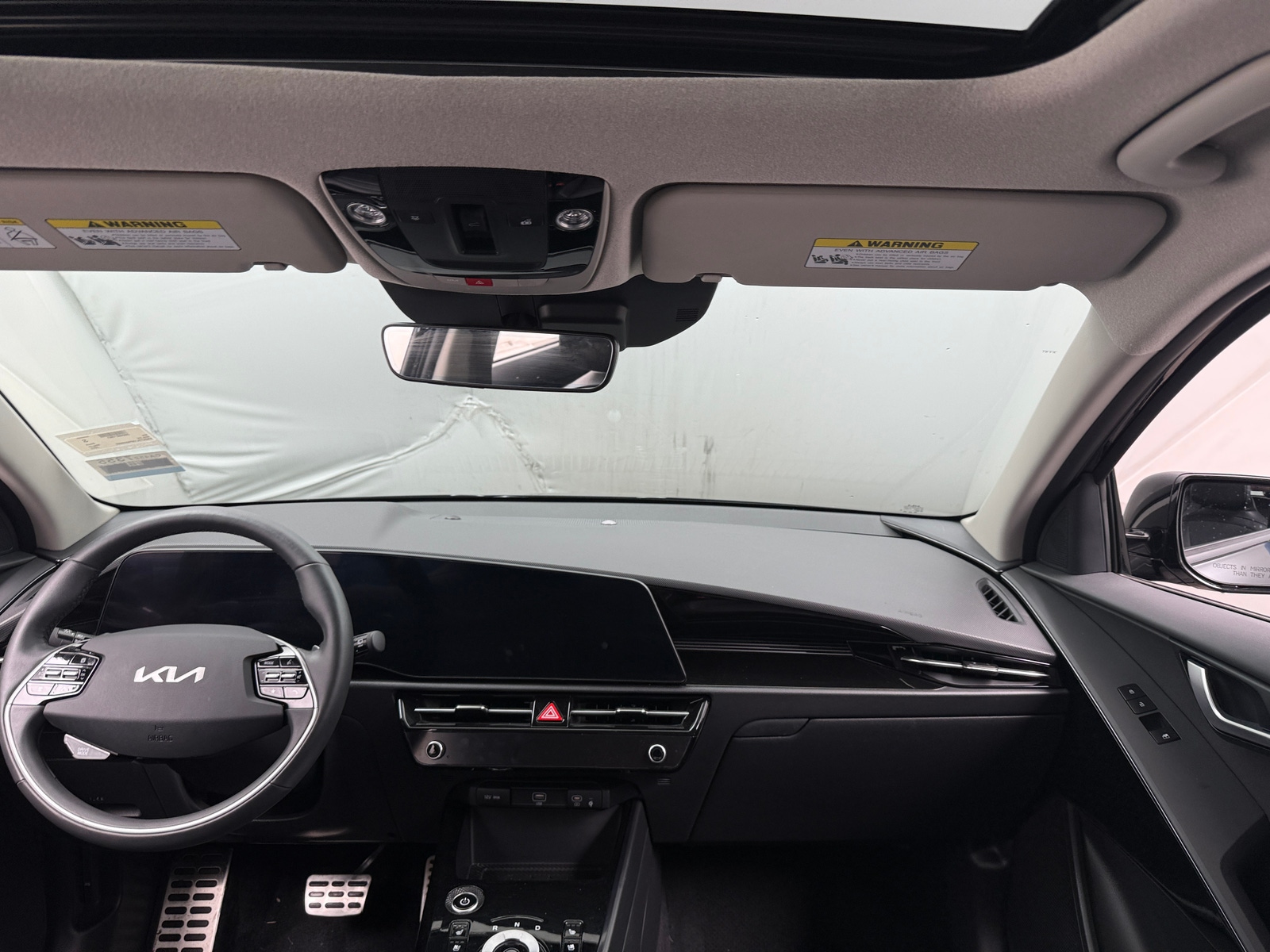 Thumbnail: 2023 Kia Niro - 2
