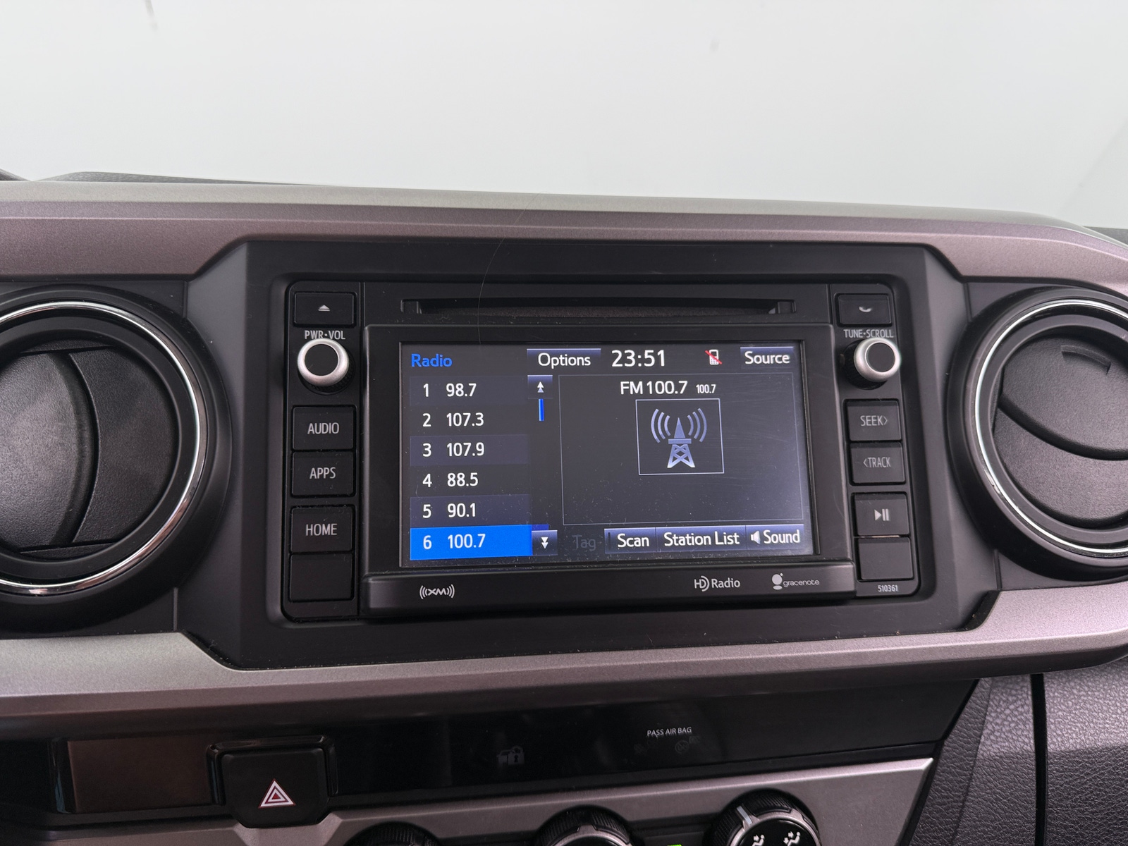 Thumbnail: 2018 Toyota Tacoma - 4