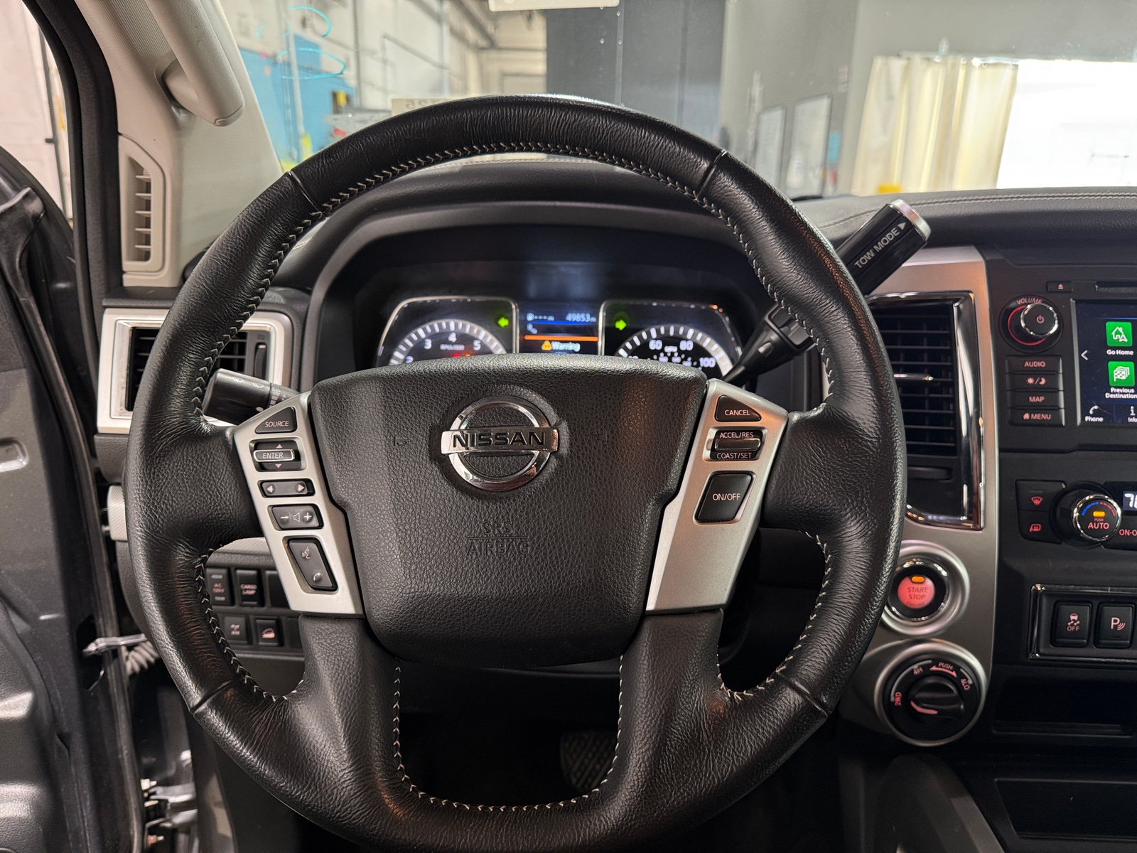 Thumbnail: 2019 Nissan Titan - 5