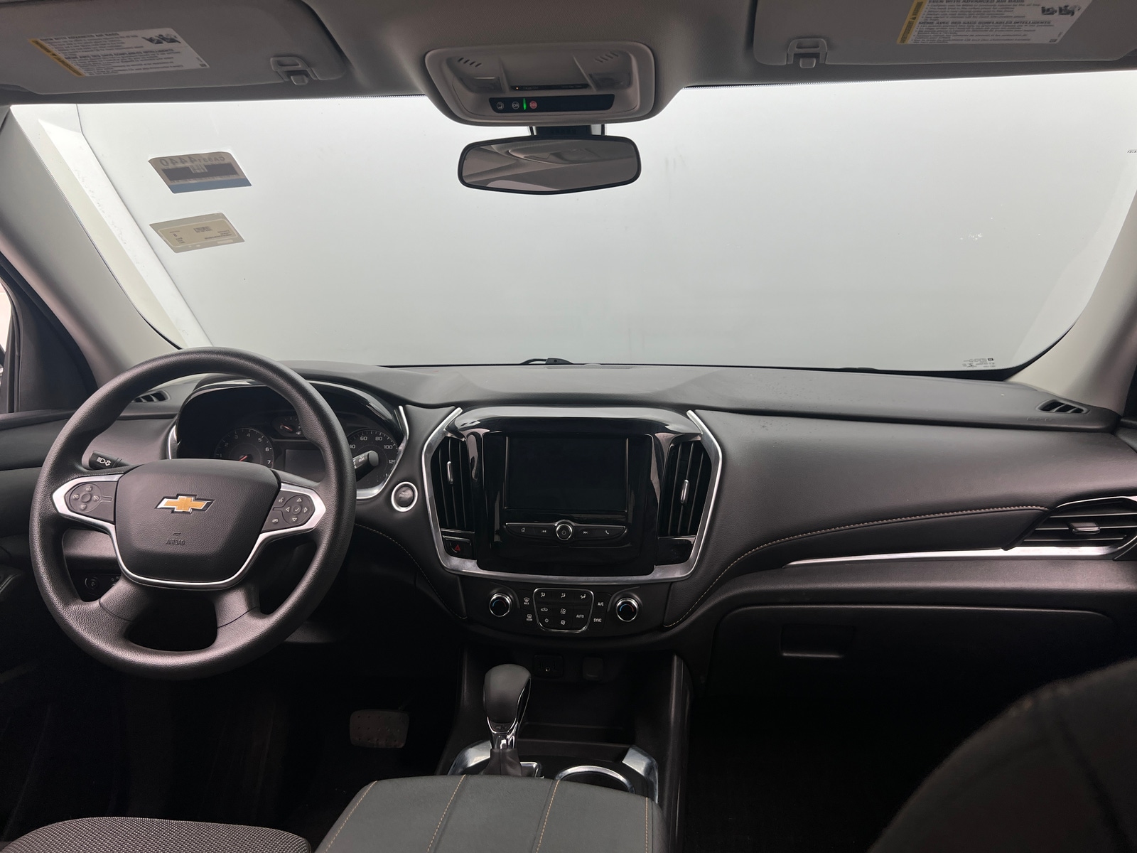 Thumbnail: 2021 Chevrolet Traverse - 3