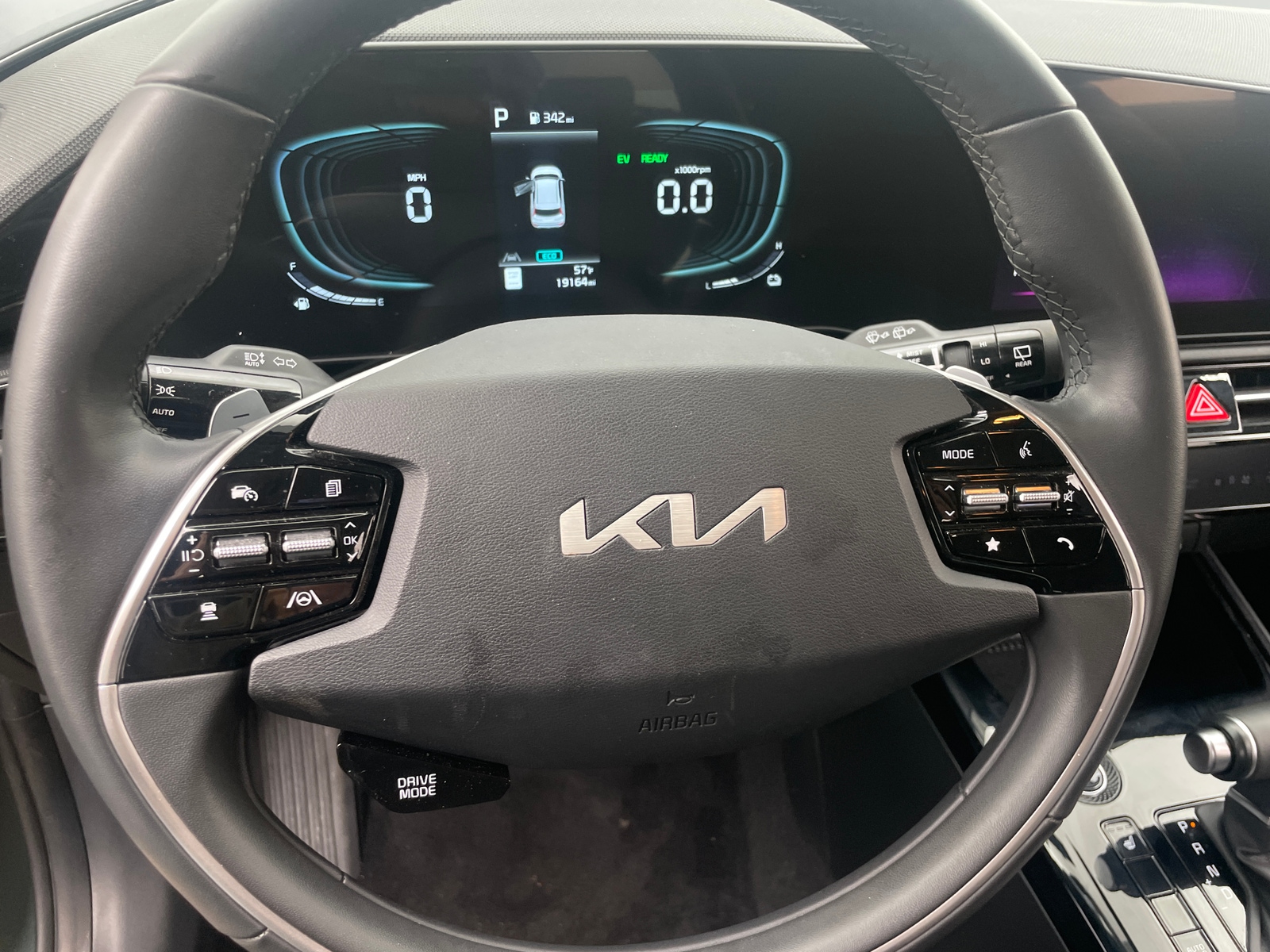 Thumbnail: 2023 Kia Niro - 5