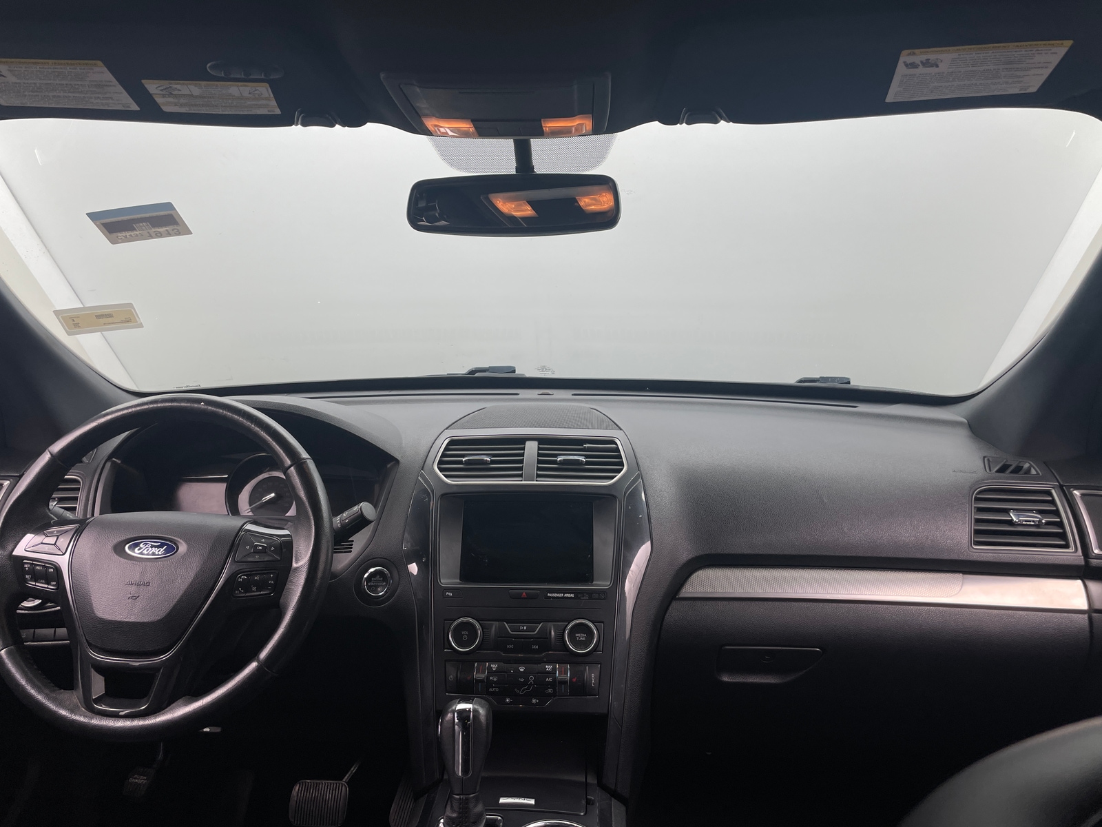 Thumbnail: 2019 Ford Explorer - 3