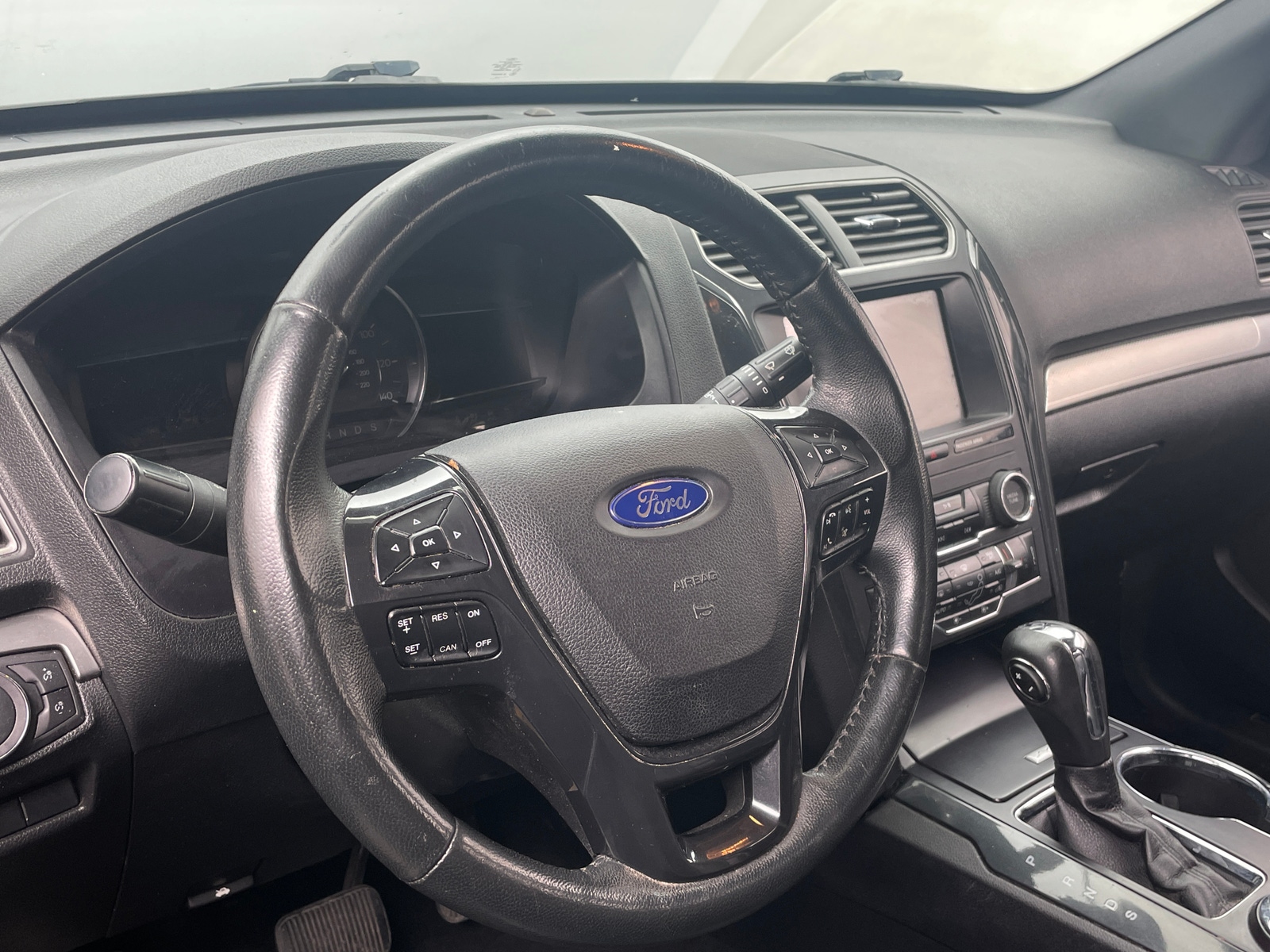 Thumbnail: 2019 Ford Explorer - 5
