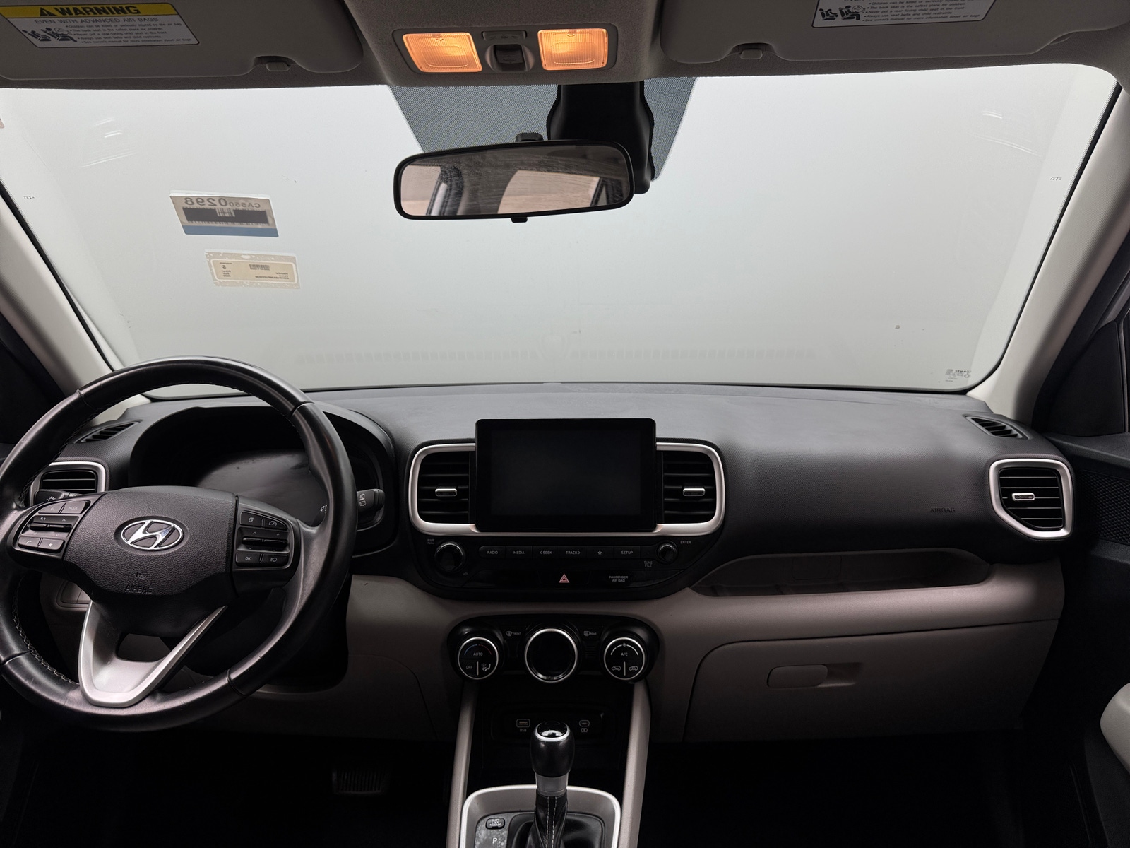 Thumbnail: 2023 Hyundai Venue - 3