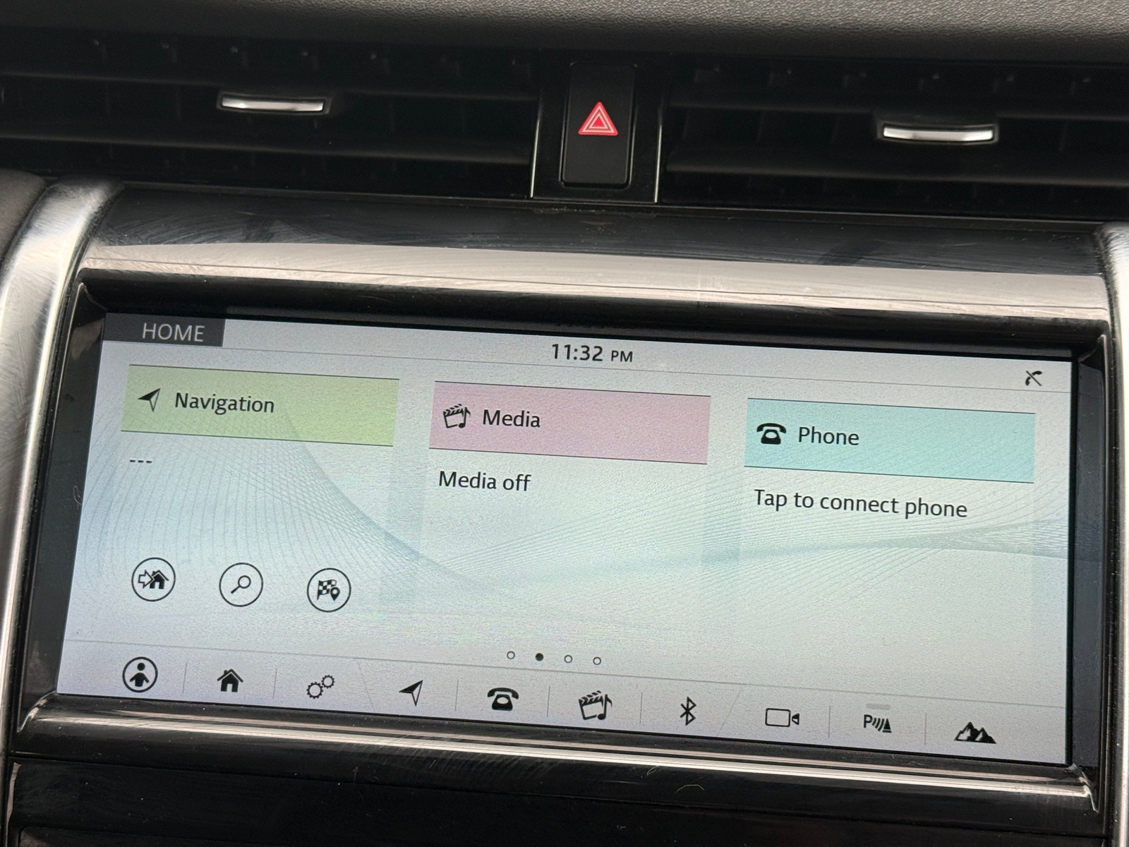 Thumbnail: 2020 Land Rover Discovery Sport - 3