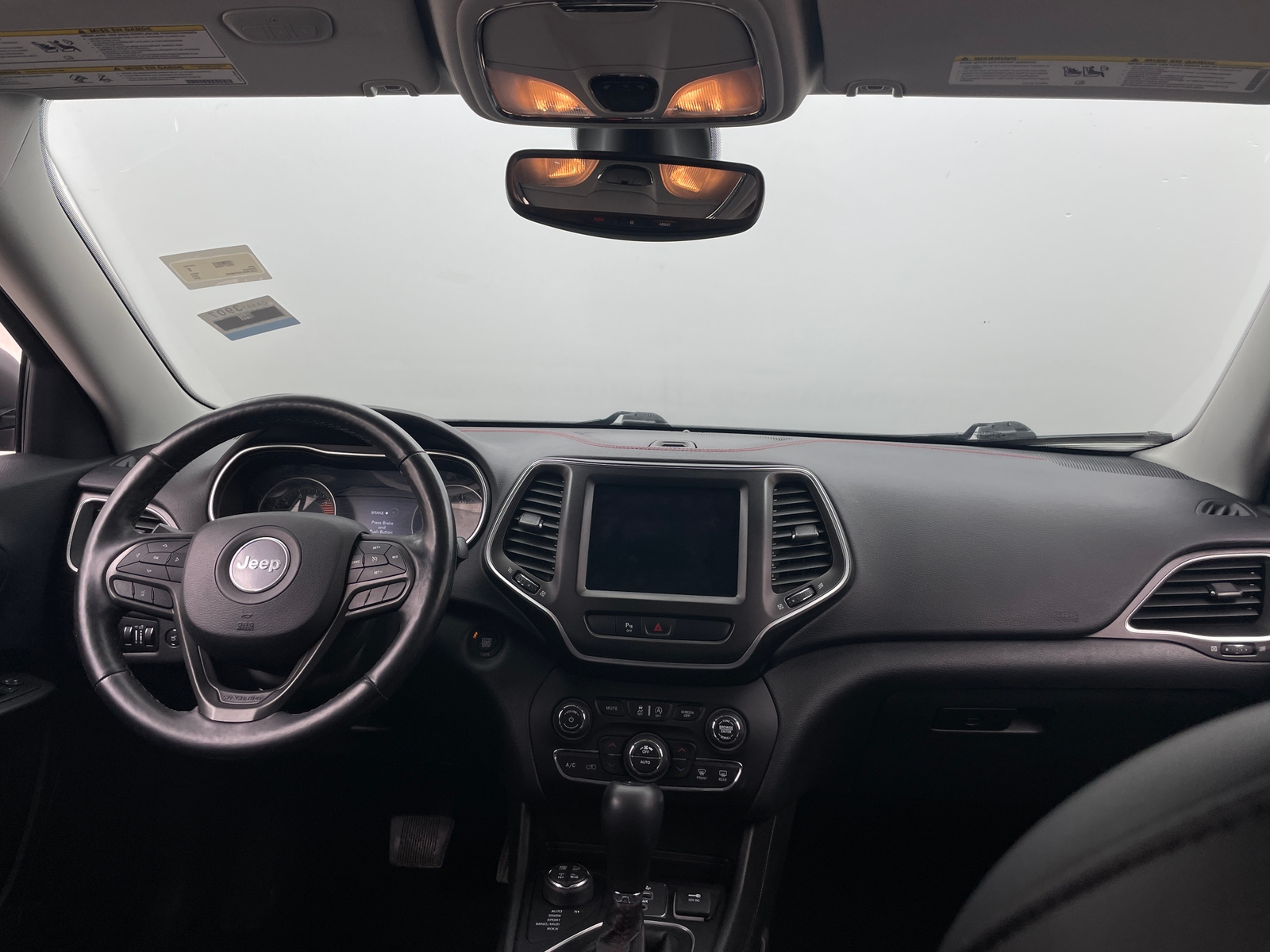 Thumbnail: 2019 Jeep Cherokee - 2