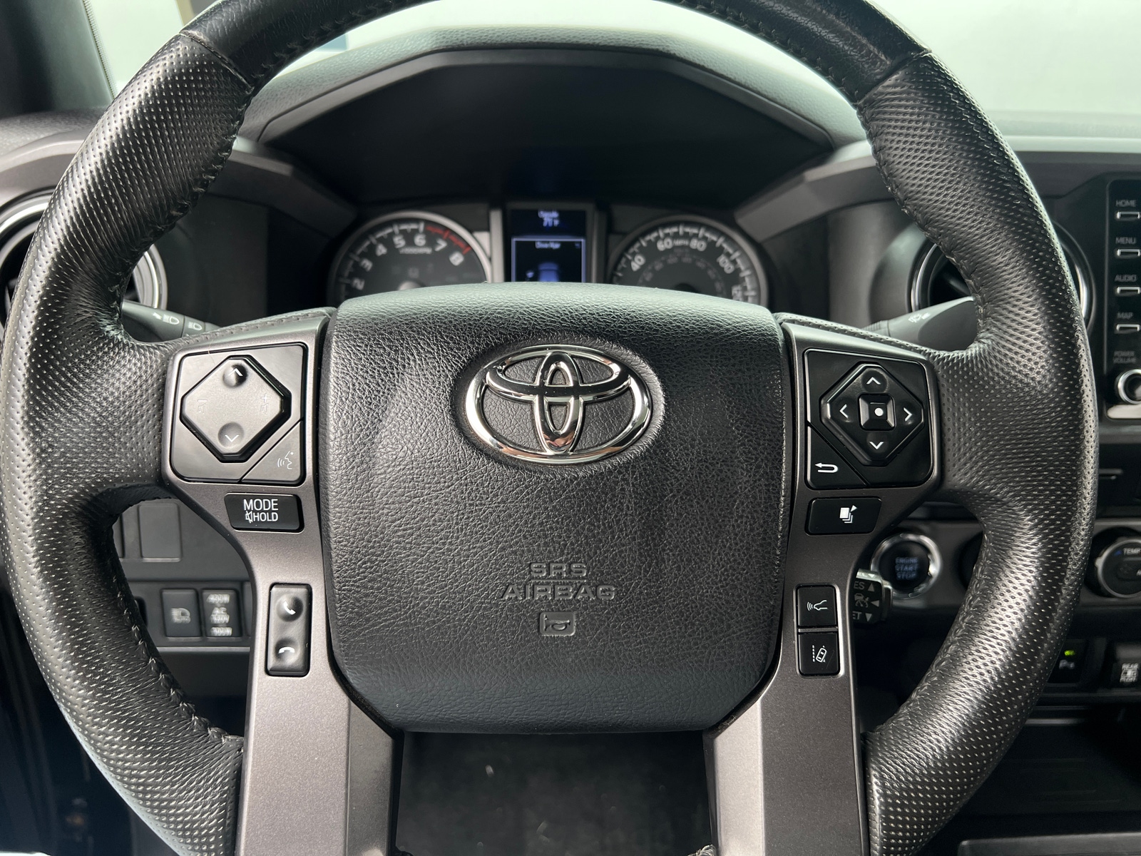 Thumbnail: 2022 Toyota Tacoma - 5