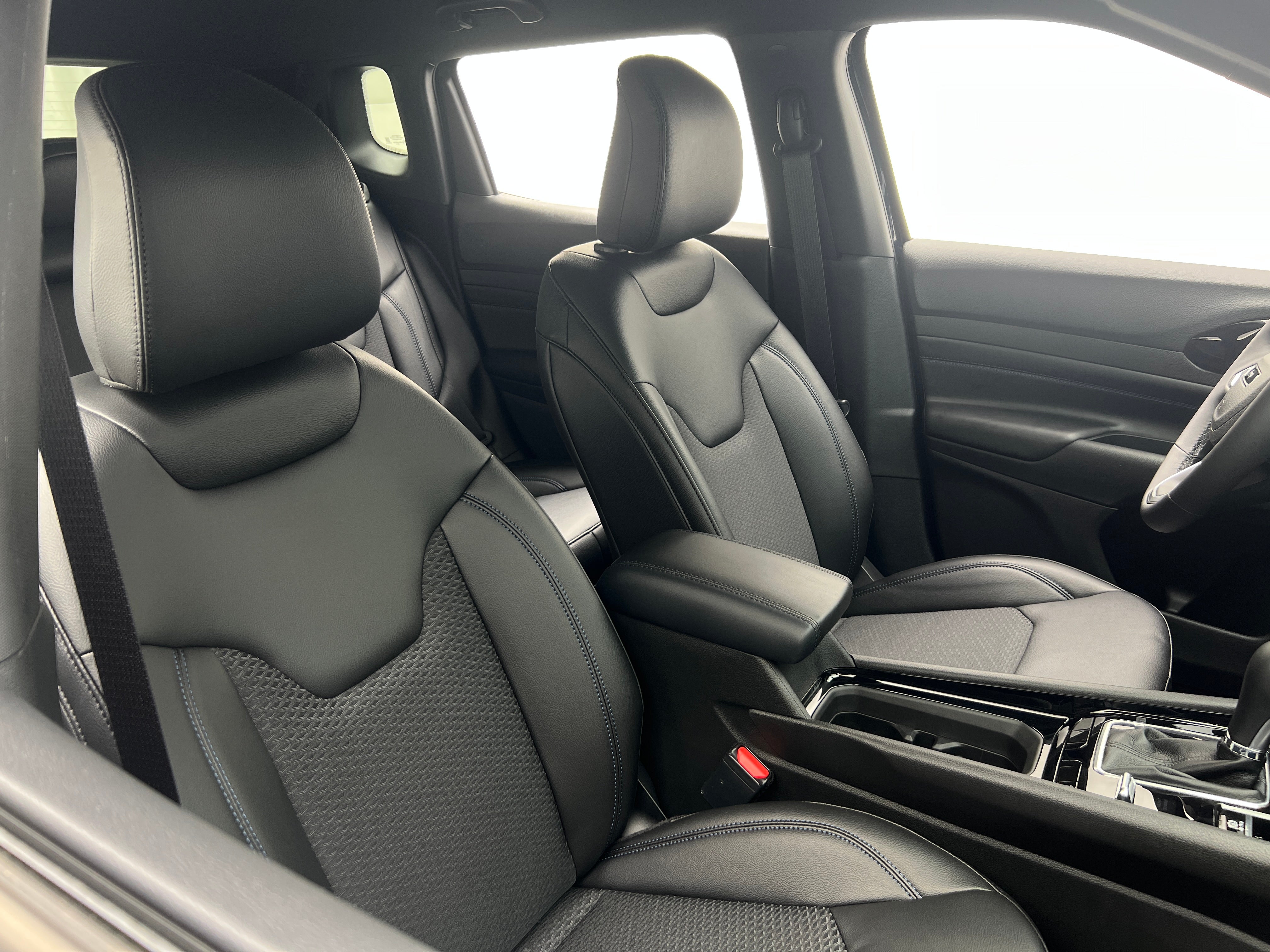 2026 Jeep Compass Altitude 4X4's photo