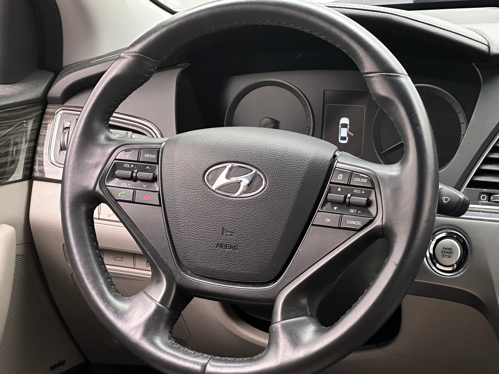 Thumbnail: 2015 Hyundai Sonata - 4