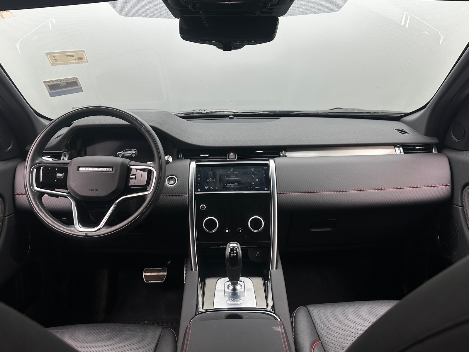 Thumbnail: 2021 Land Rover Discovery Sport - 2