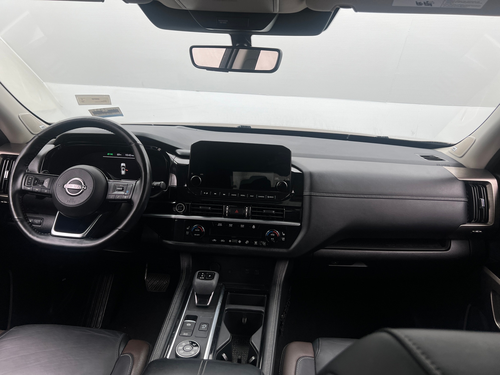 Thumbnail: 2023 Nissan Pathfinder - 2