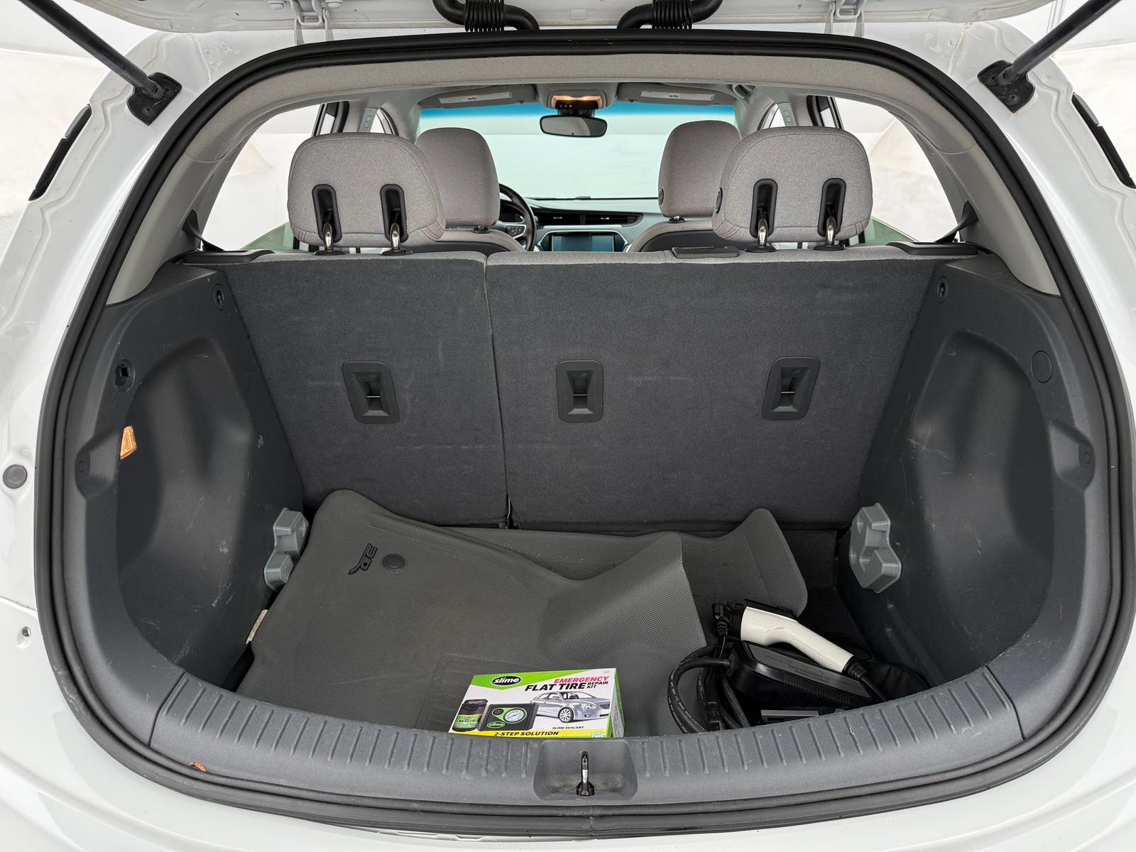 Thumbnail: 2017 Chevrolet Bolt EV - 7