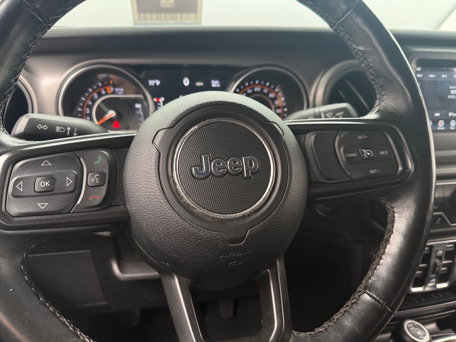 Thumbnail: 2022 Jeep Wrangler - 5