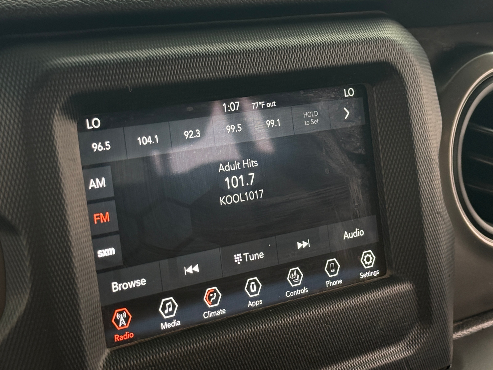 Thumbnail: 2022 Jeep Wrangler - 4
