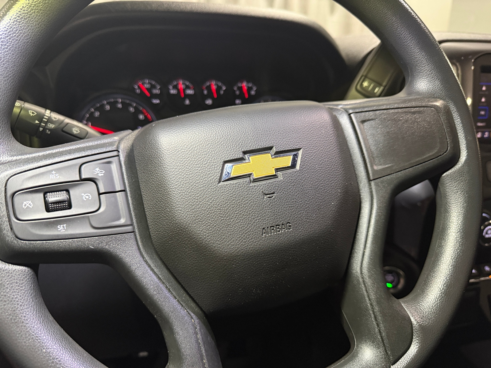 Thumbnail: 2022 Chevrolet Silverado 1500 - 5