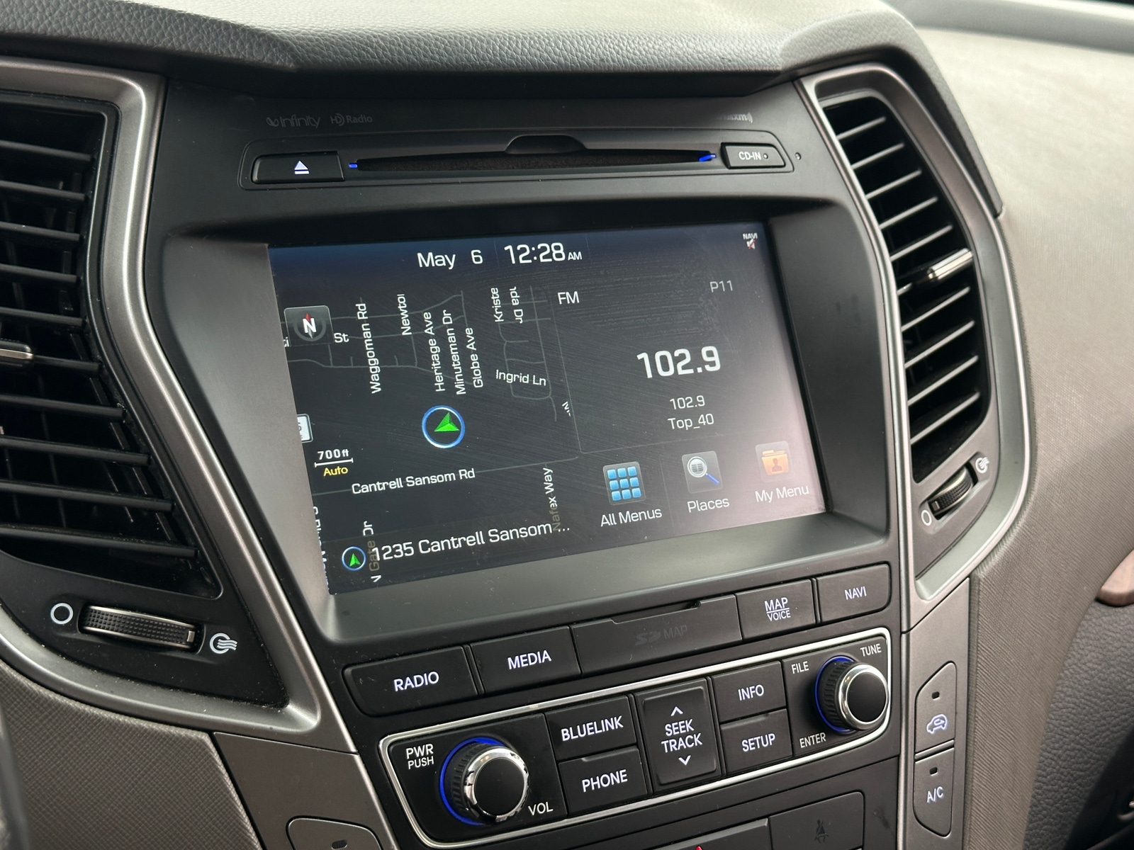 Thumbnail: 2018 Hyundai Santa Fe - 3