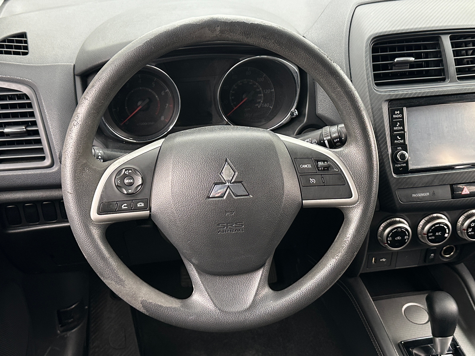 Thumbnail: 2020 Mitsubishi Outlander Sport - 5