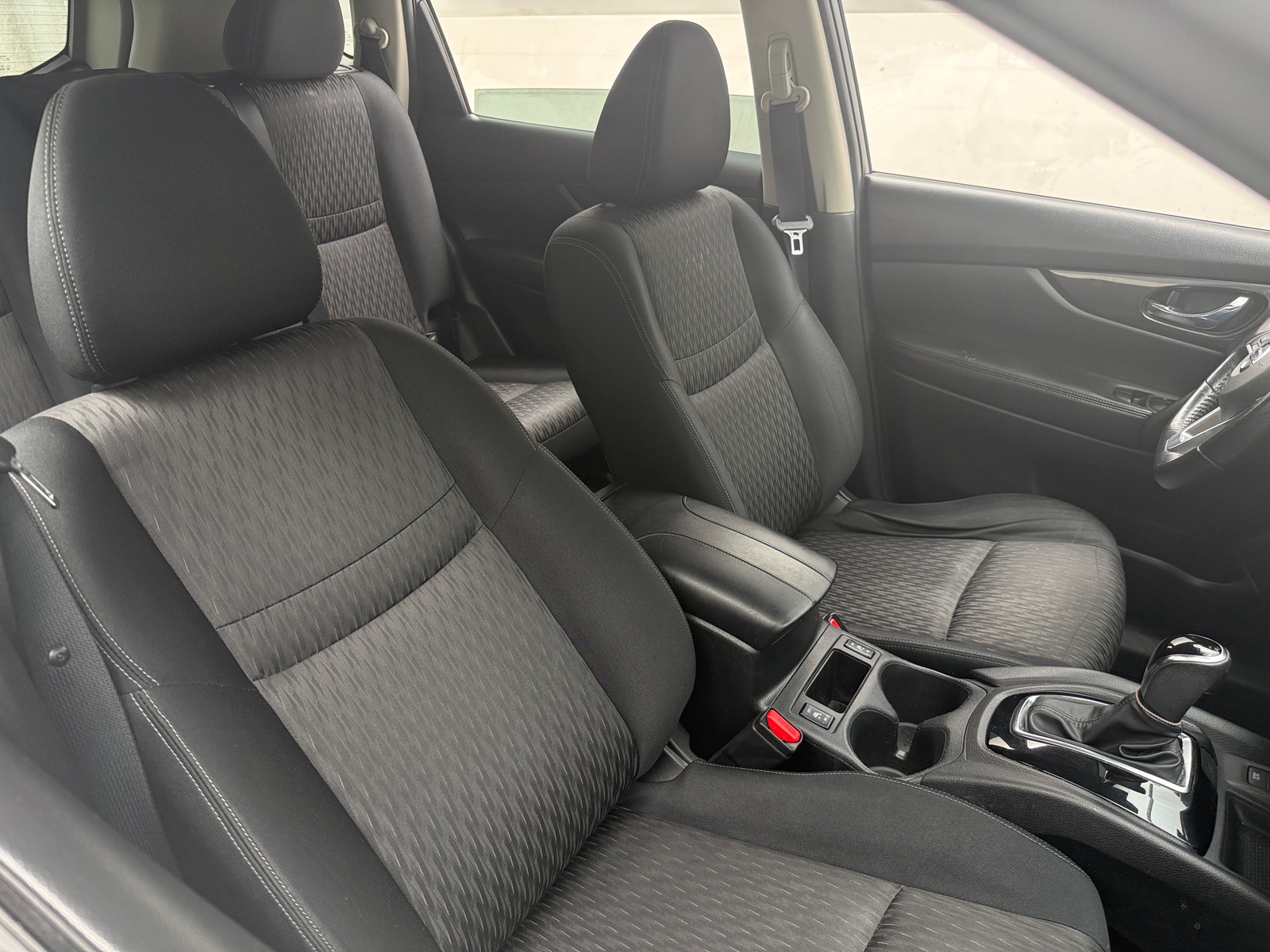 Thumbnail: 2019 Nissan Rogue - 2