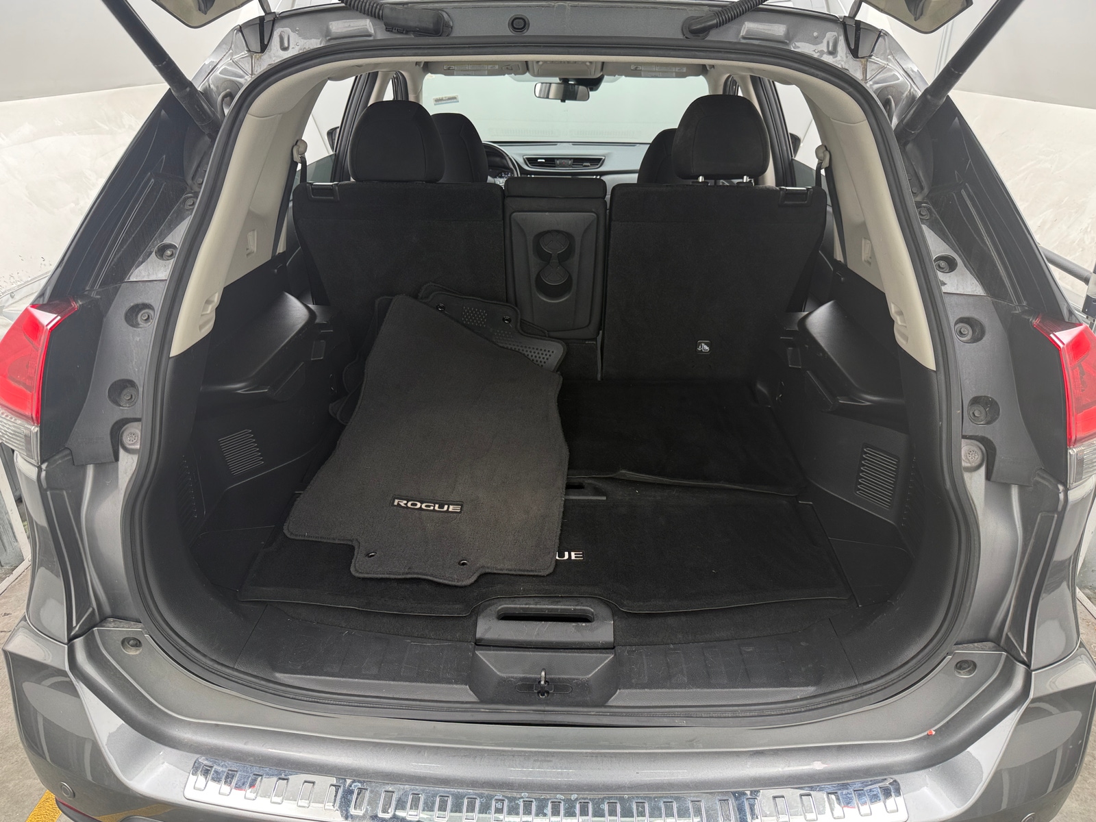 Thumbnail: 2019 Nissan Rogue - 7