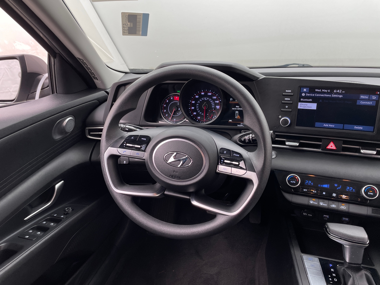 Thumbnail: 2022 Hyundai Elantra - 5