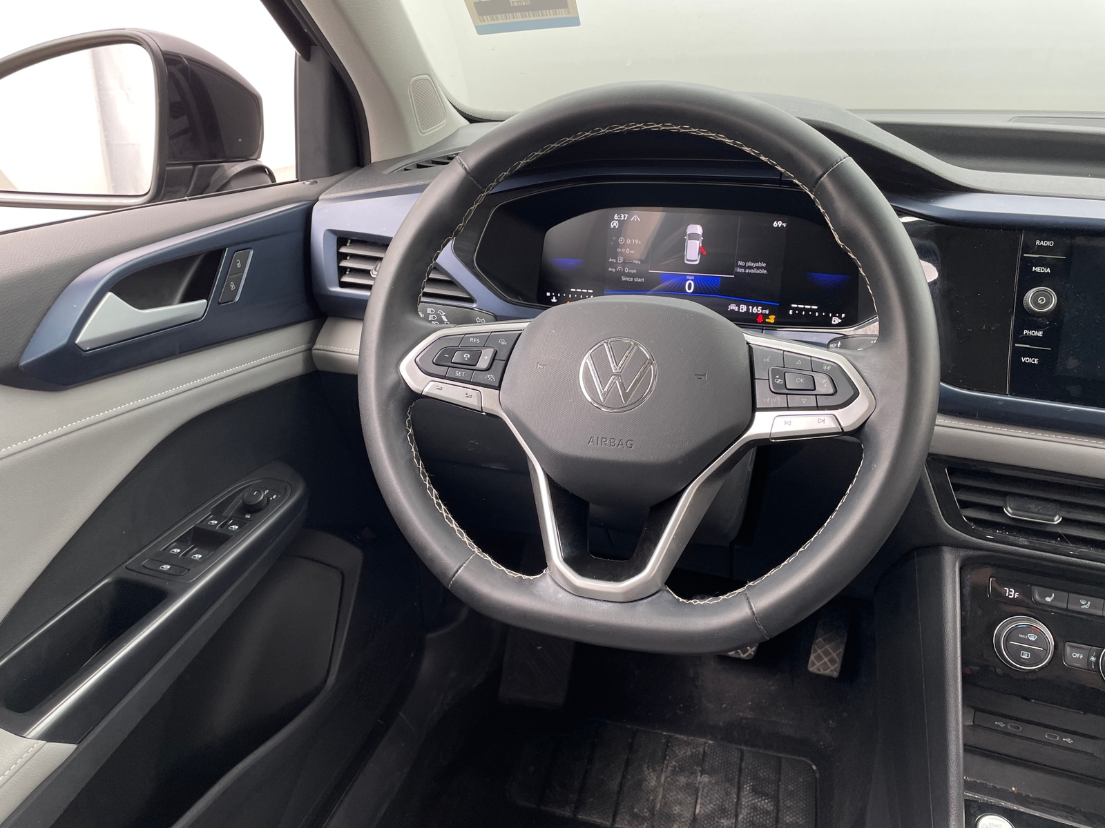 Thumbnail: 2024 Volkswagen Taos - 4