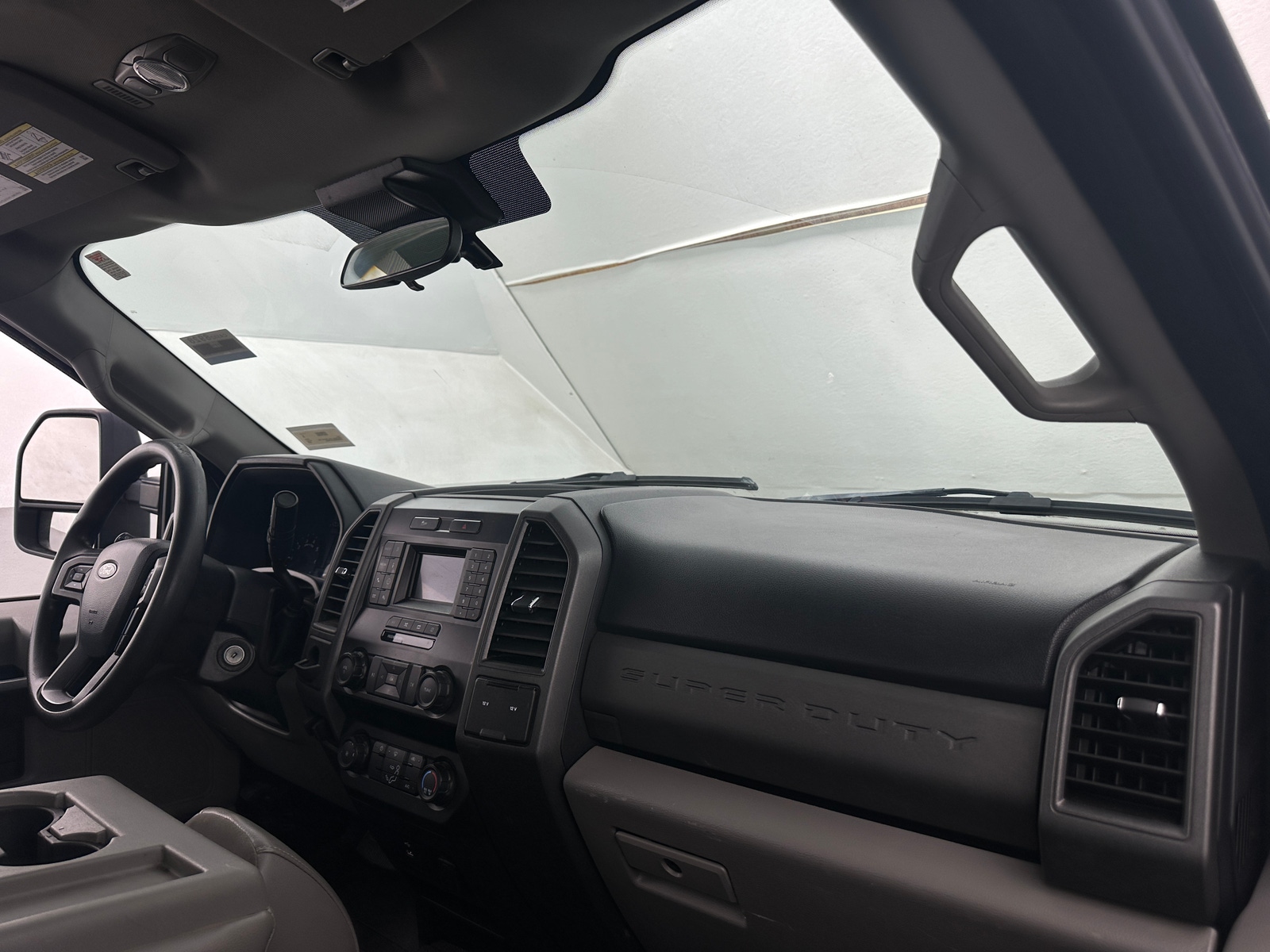 Thumbnail: 2020 Ford Econoline - 3