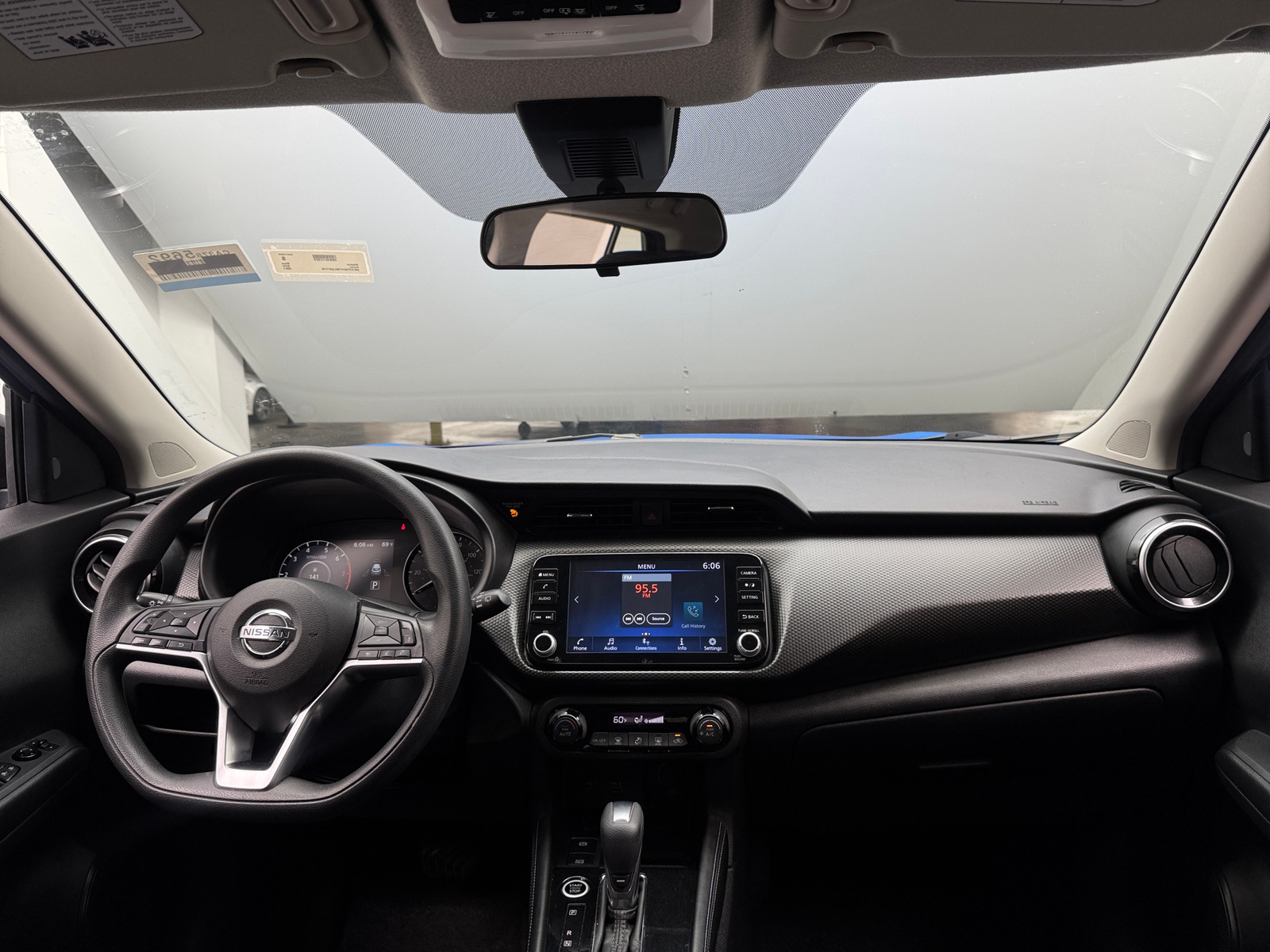 Thumbnail: 2021 Nissan Kicks - 3