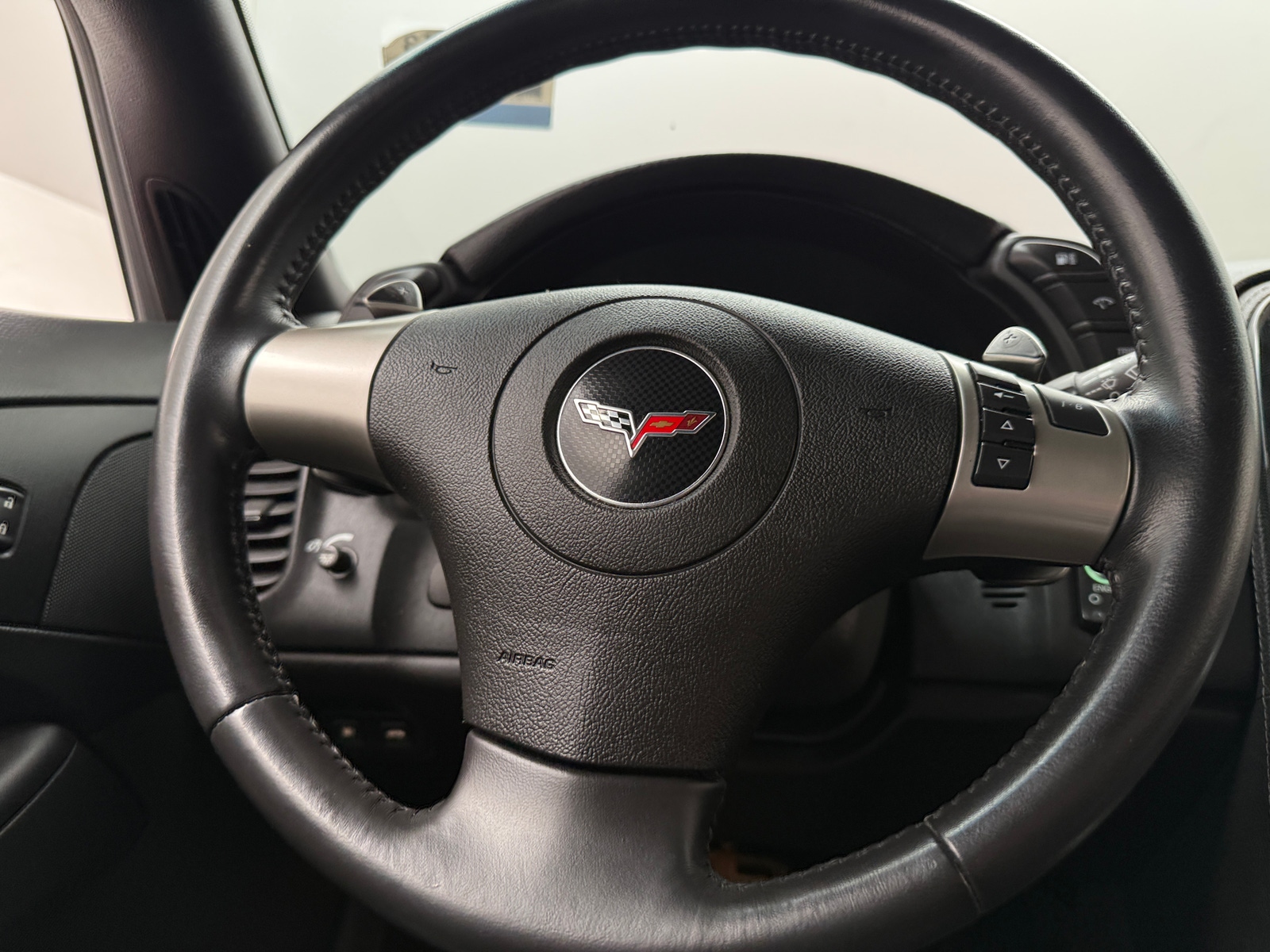 Thumbnail: 2011 Chevrolet Corvette - 3