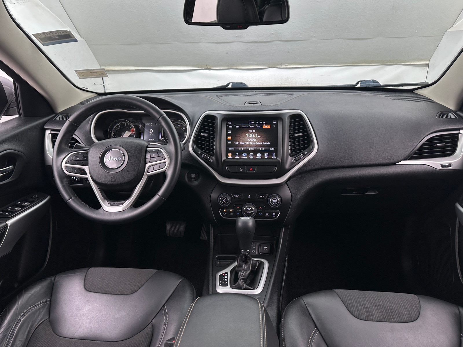 Thumbnail: 2018 Jeep Cherokee - 3