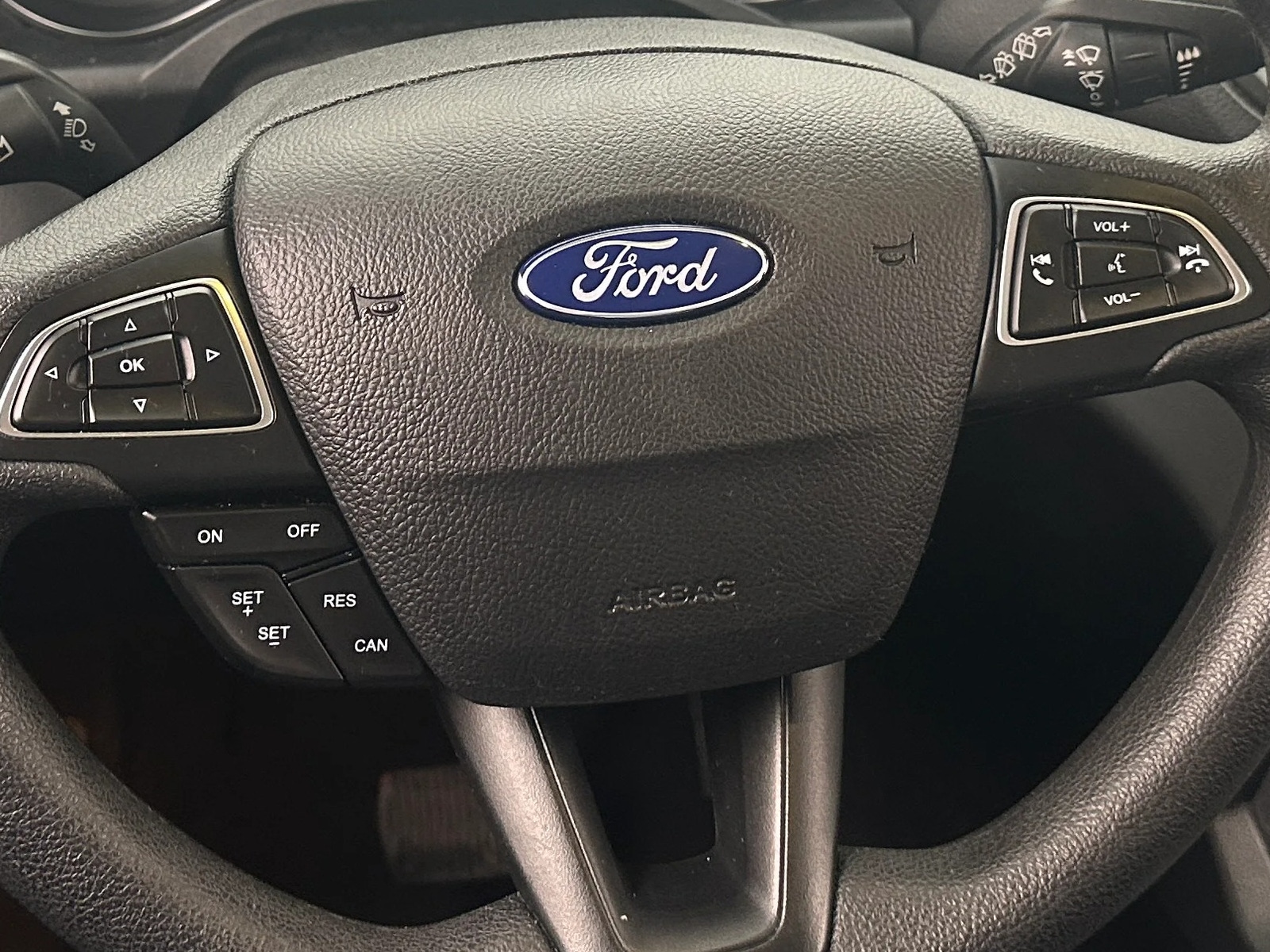 Thumbnail: 2017 Ford Escape - 5