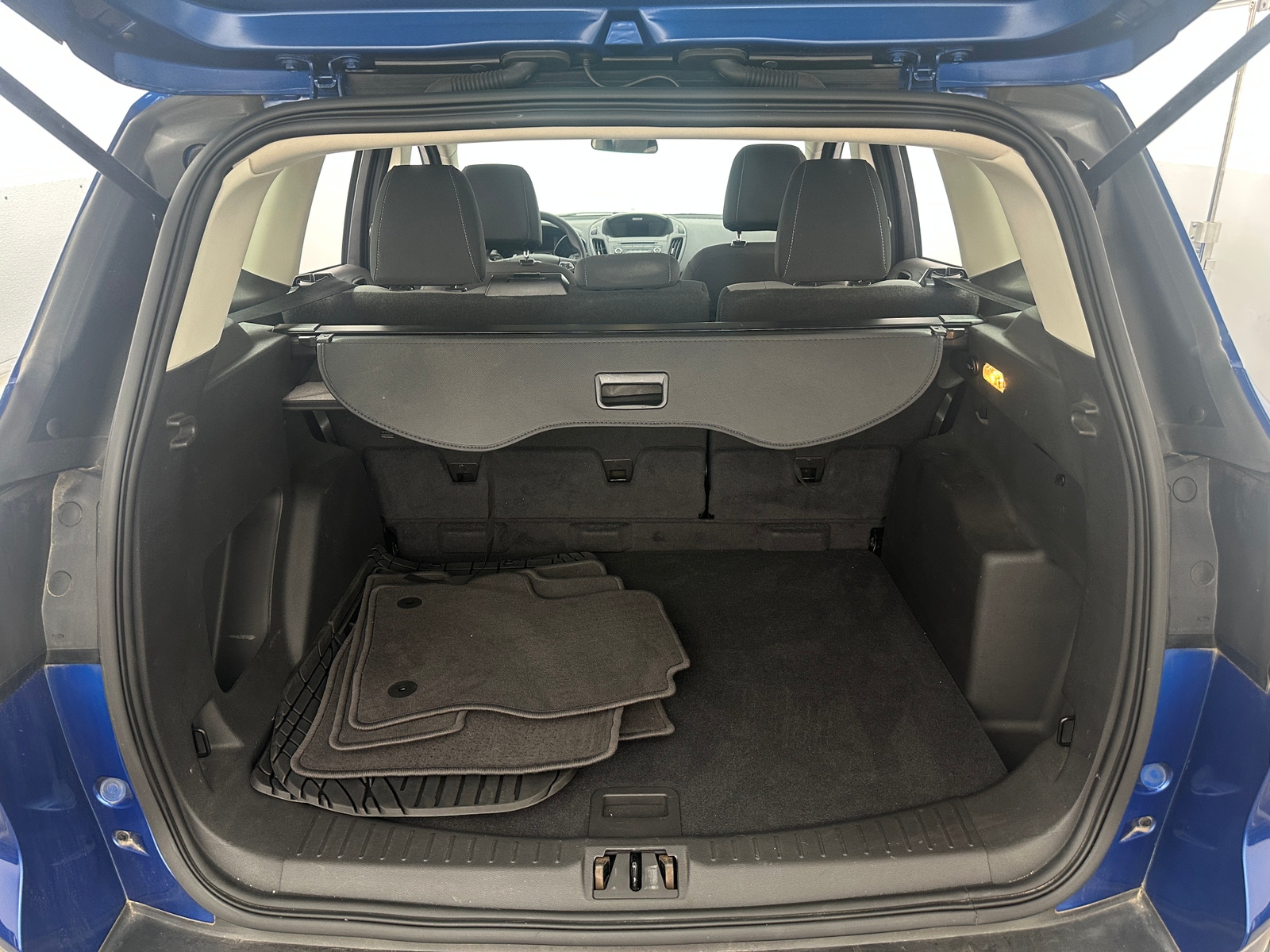 Thumbnail: 2017 Ford Escape - 7