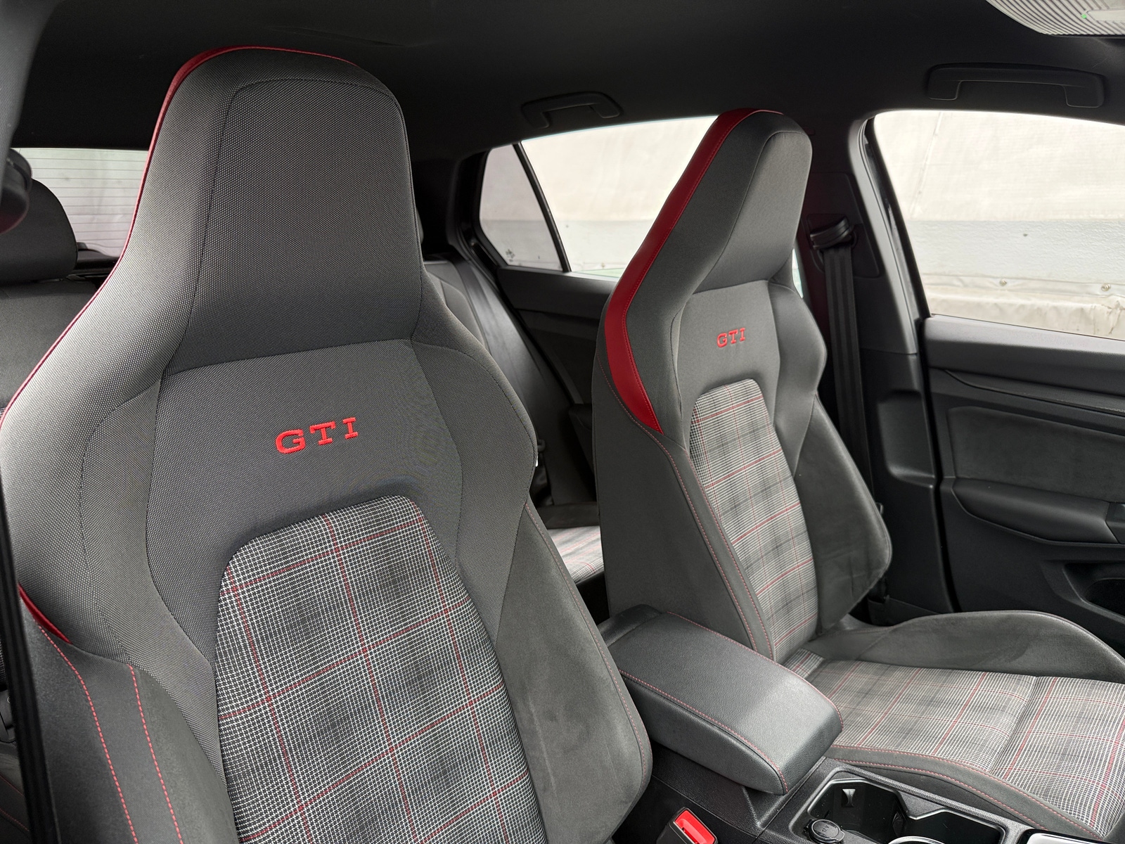 Thumbnail: 2024 Volkswagen Golf - 2