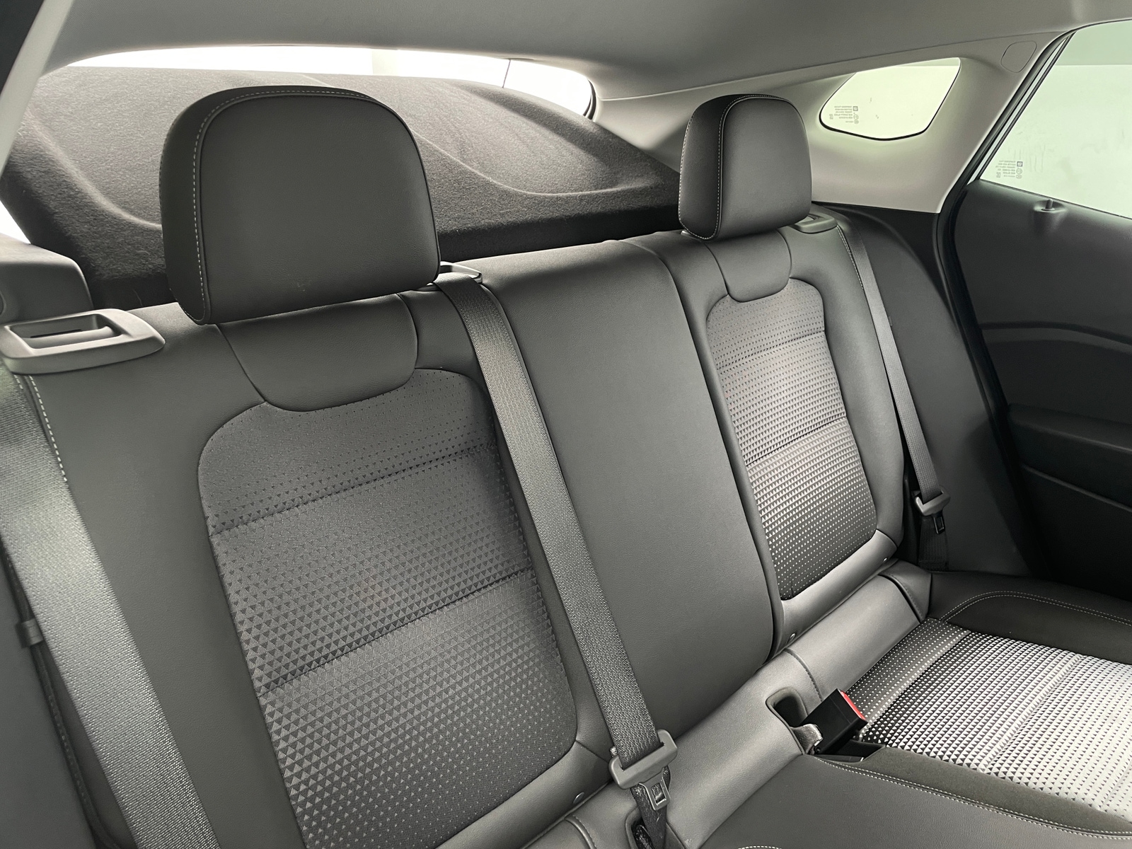 Thumbnail: 2025 Chevrolet Trax - 6