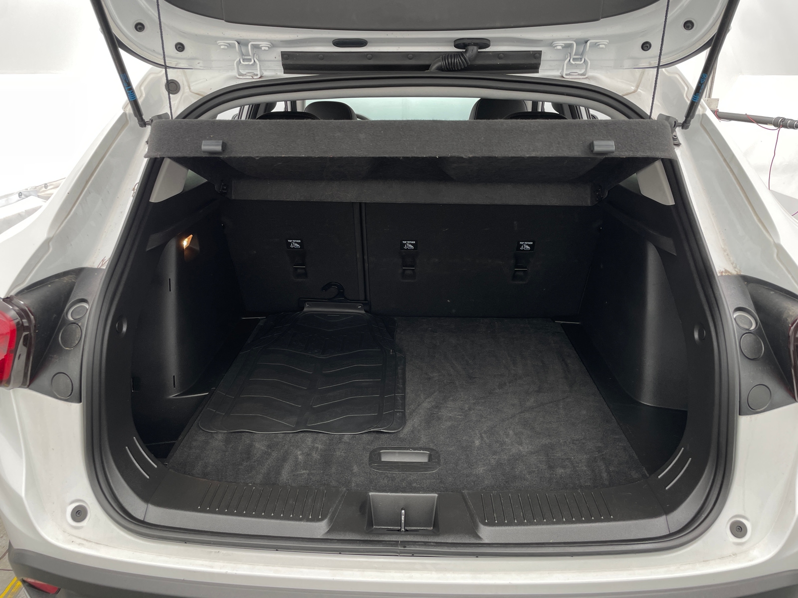 Thumbnail: 2025 Chevrolet Trax - 7