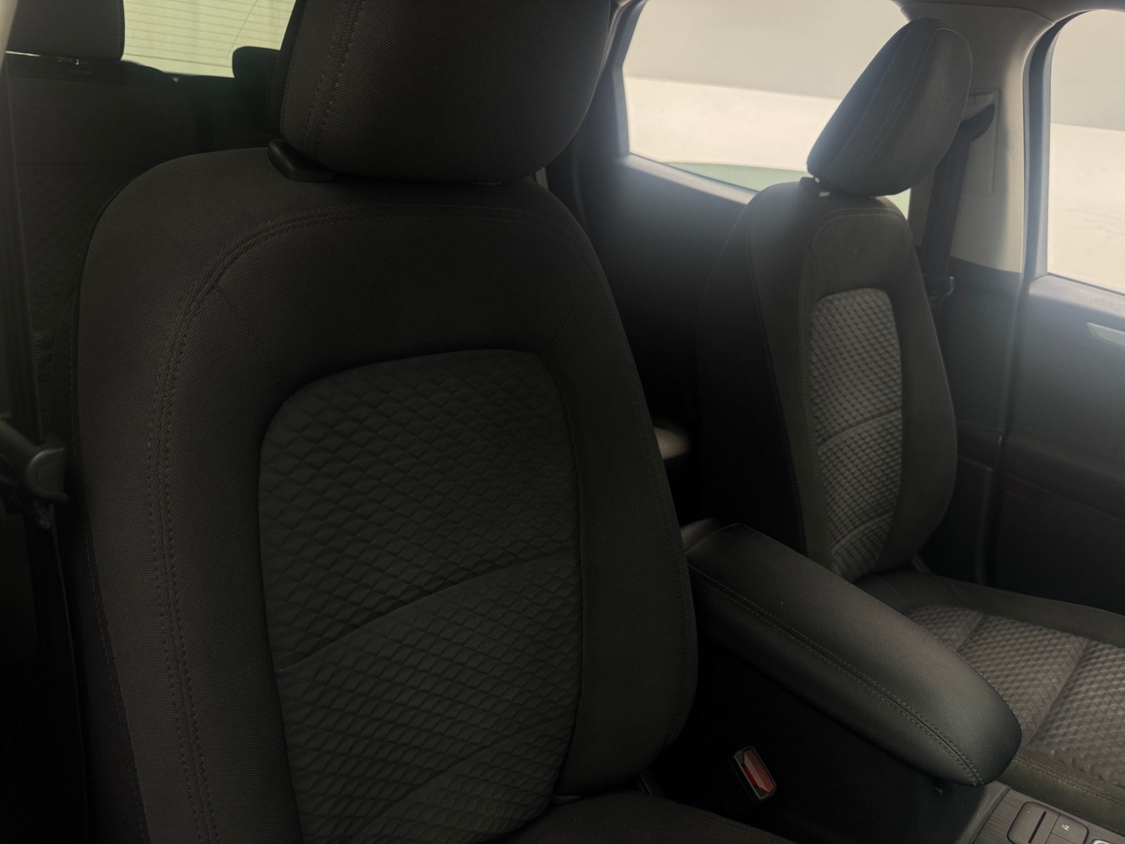 Thumbnail: 2020 Ford Escape - 2